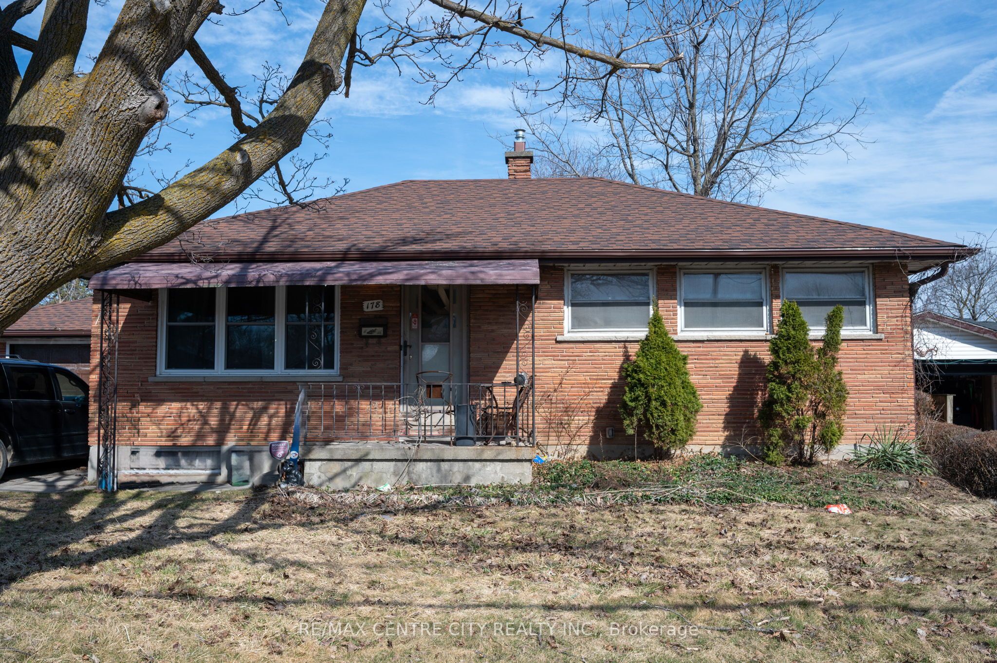 178 Clarke Road Property Photo