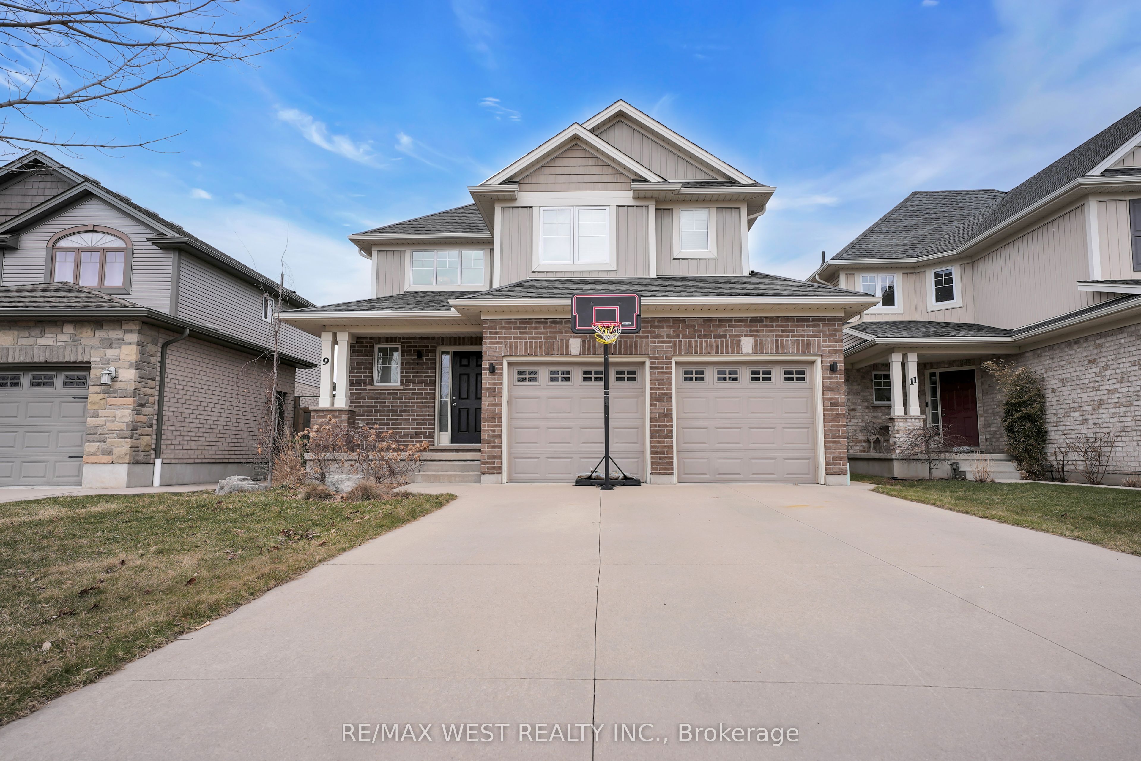 9 Noble Lane Property Photo