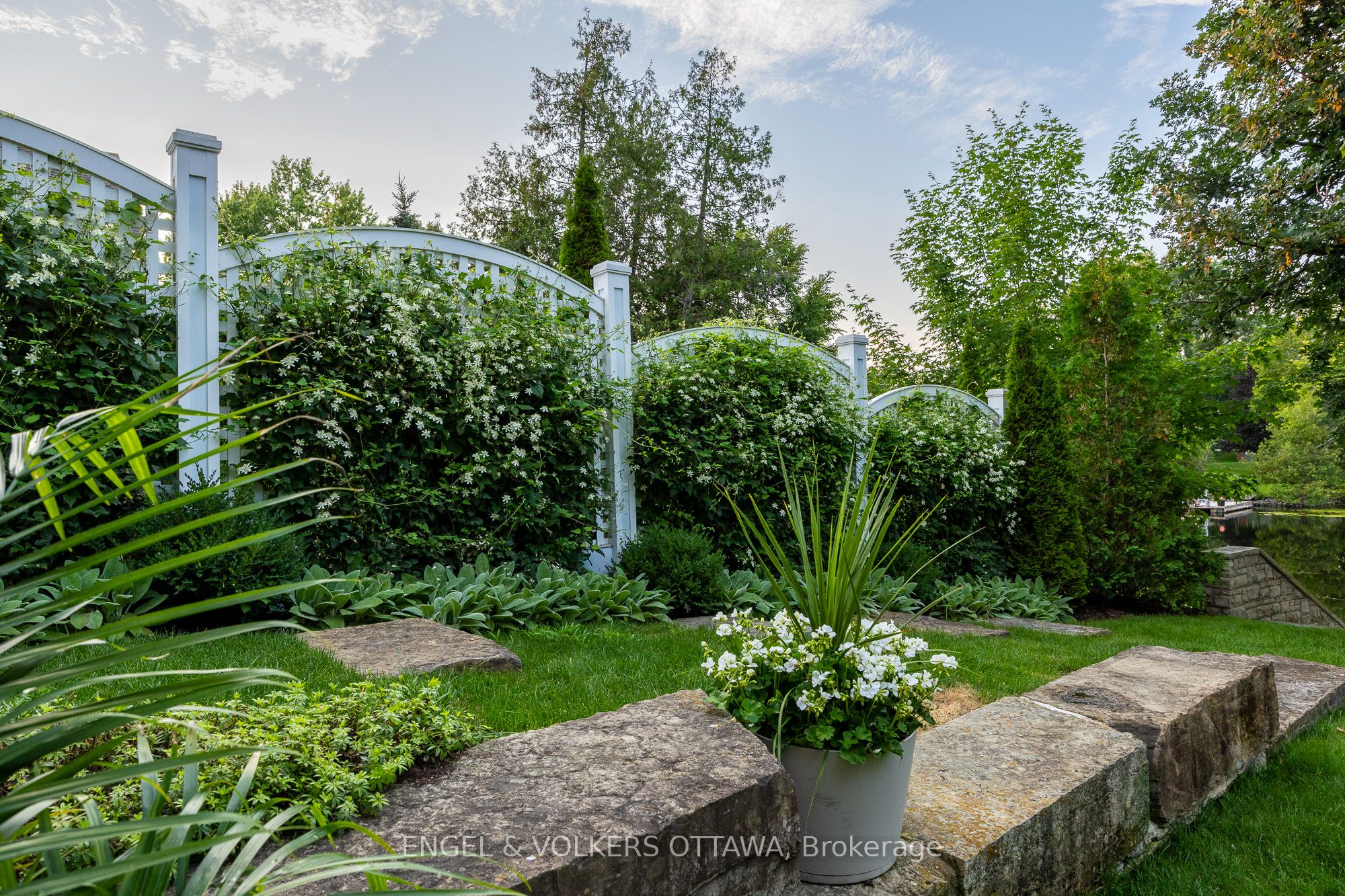 5651 Herwig Place Property Photo 46