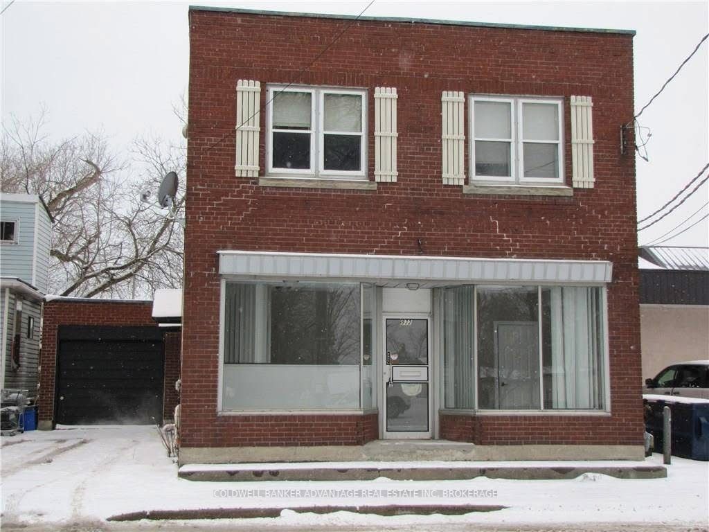 832 King Street Property Photo