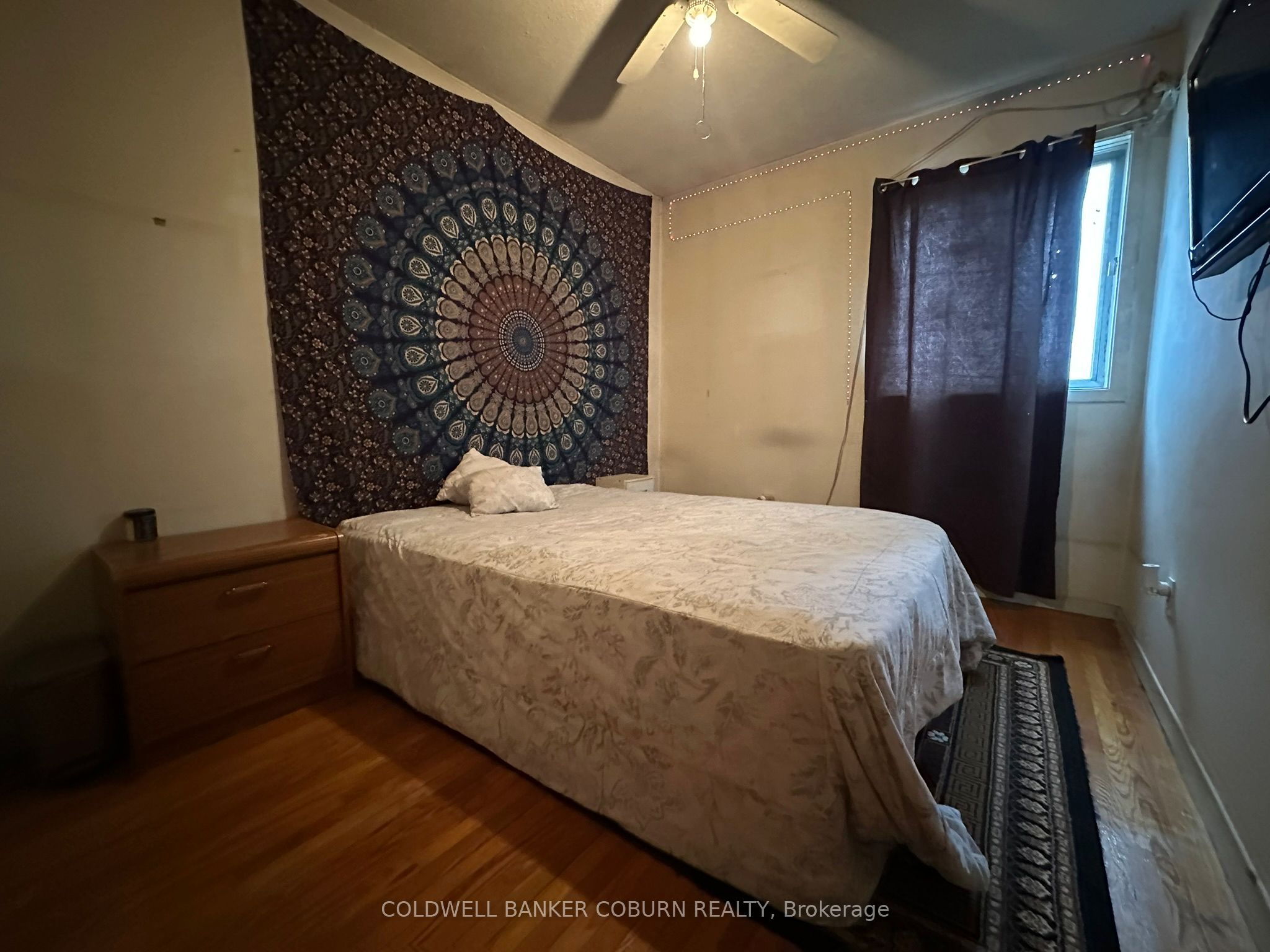 2211 St Laurent Boulevard Property Photo 19