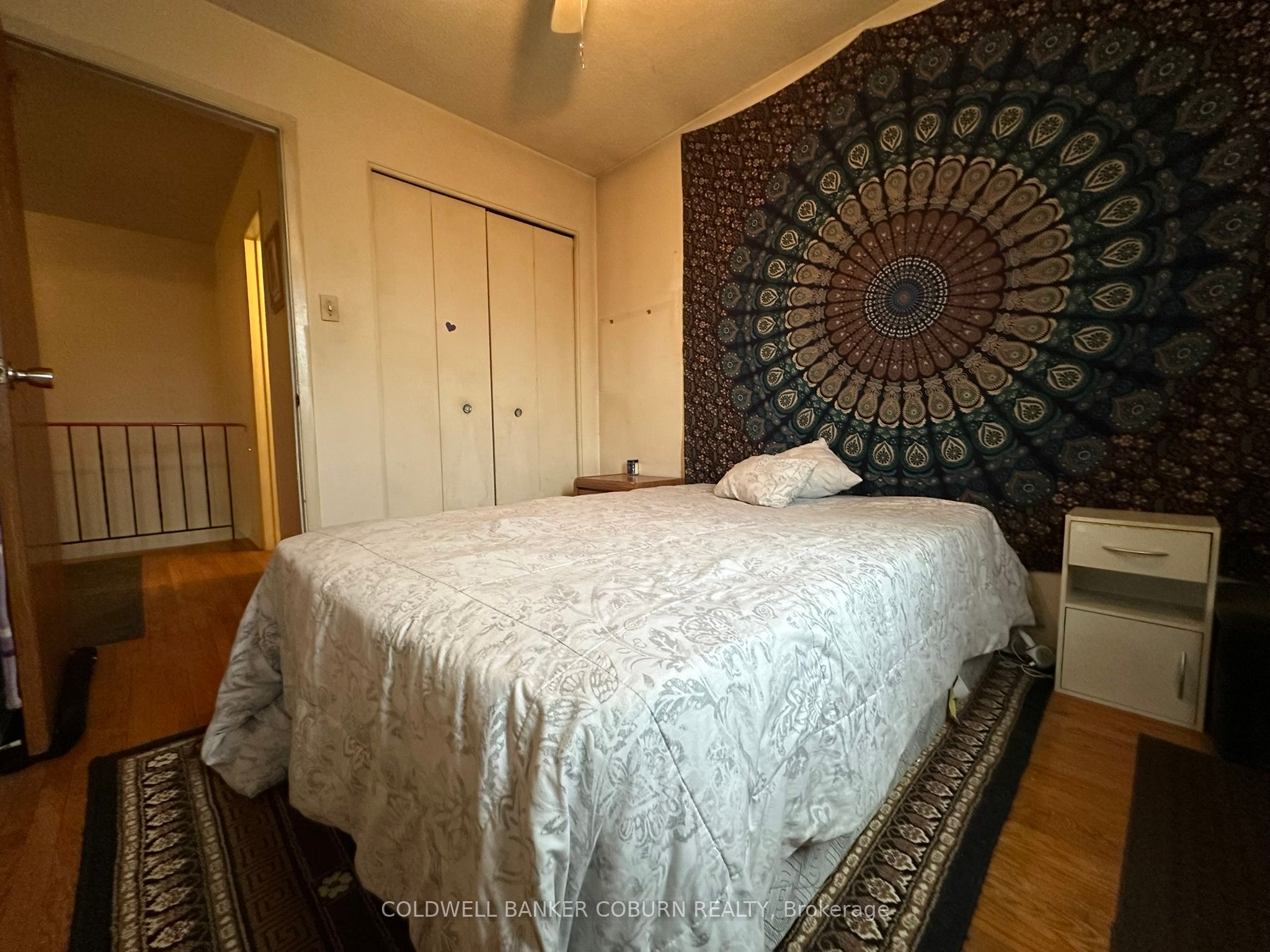 2211 St Laurent Boulevard Property Photo 20