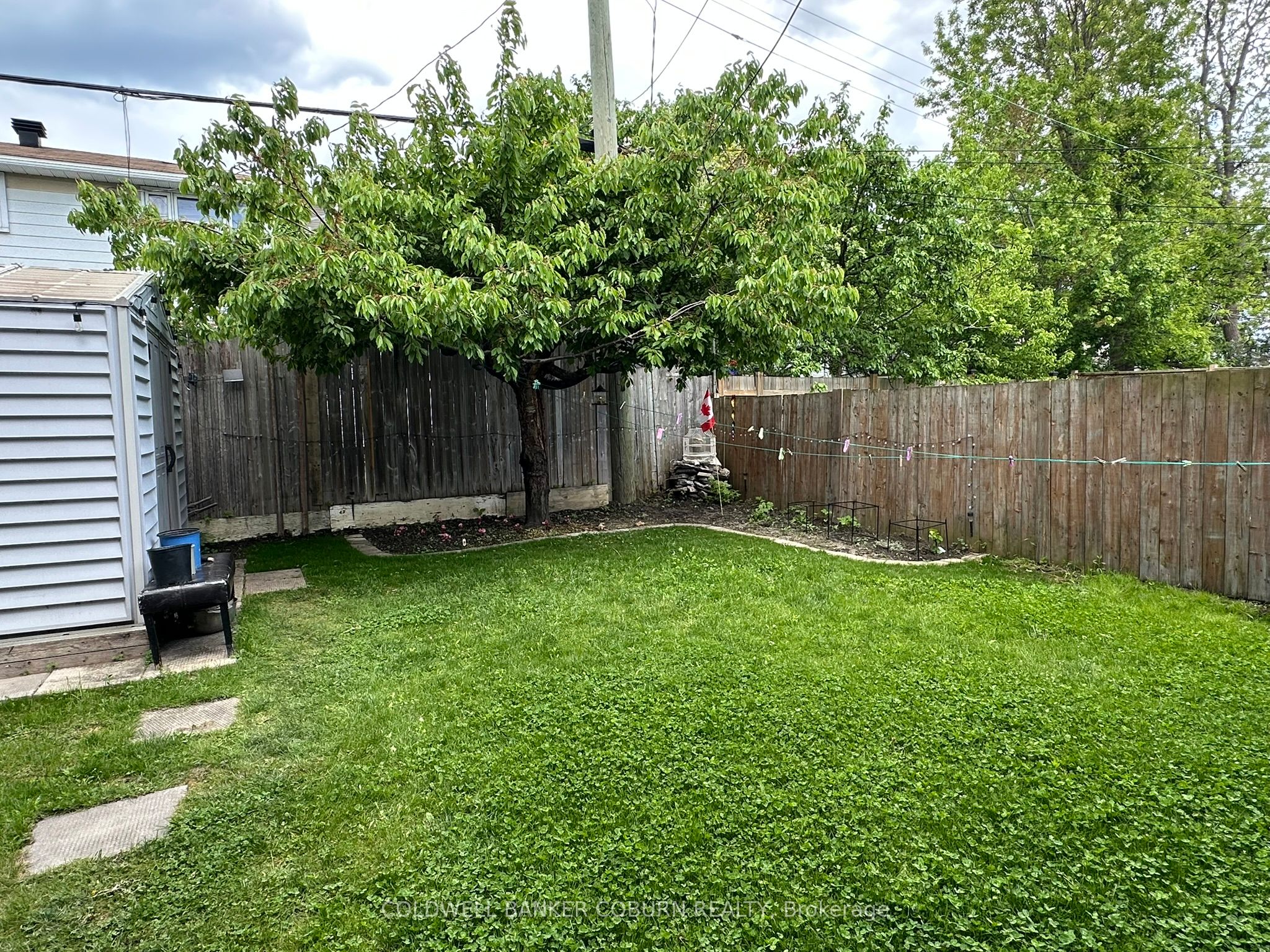 2211 St Laurent Boulevard Property Photo 25