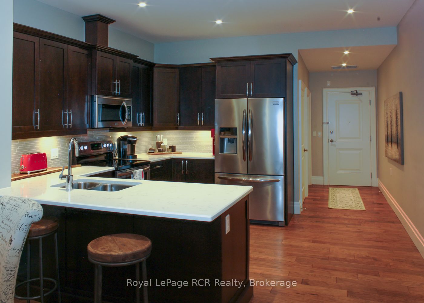 945 3rd Avenue E 311 Property Photo 3