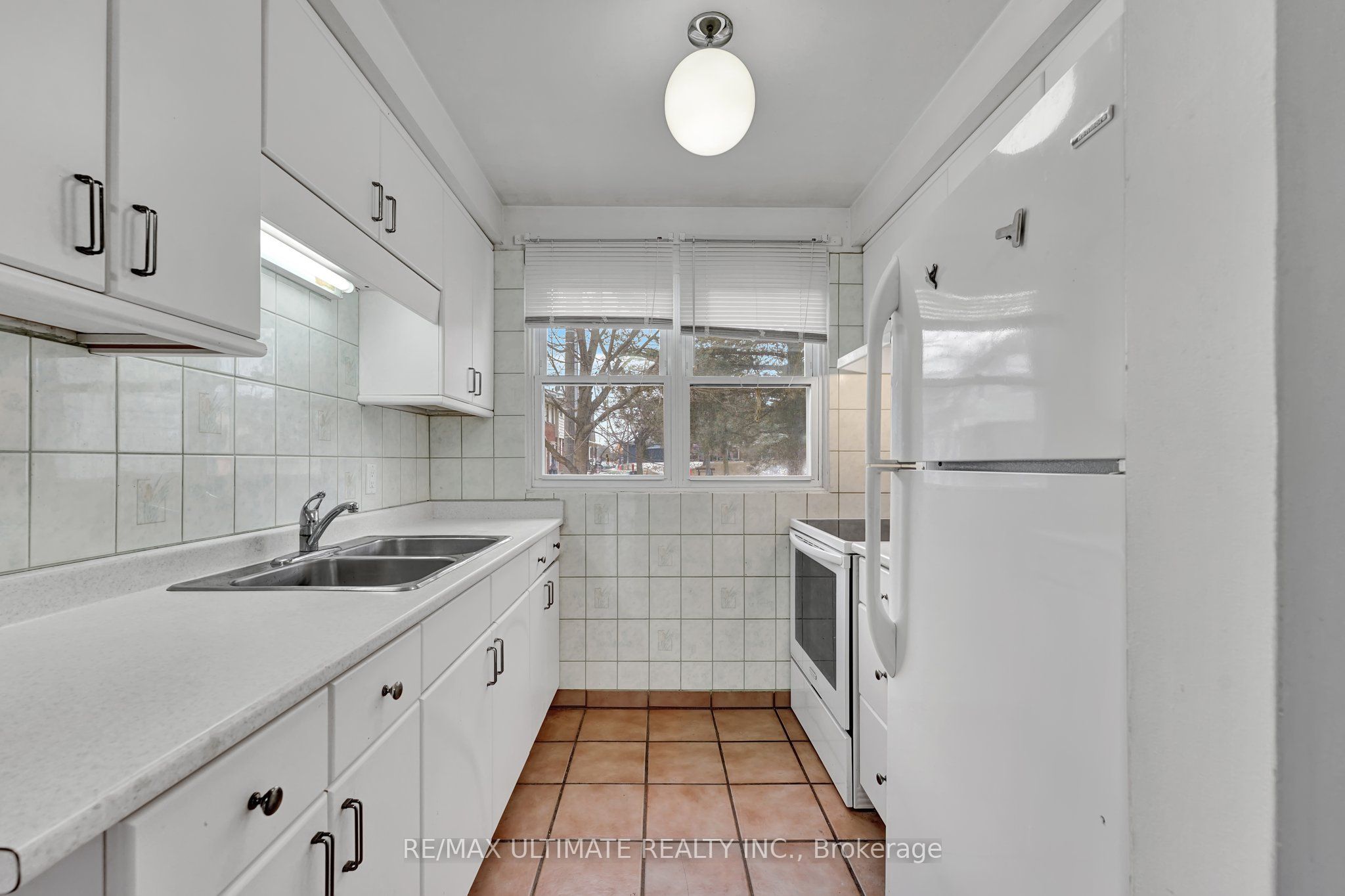 #d - 207 North Park Street Property Photo