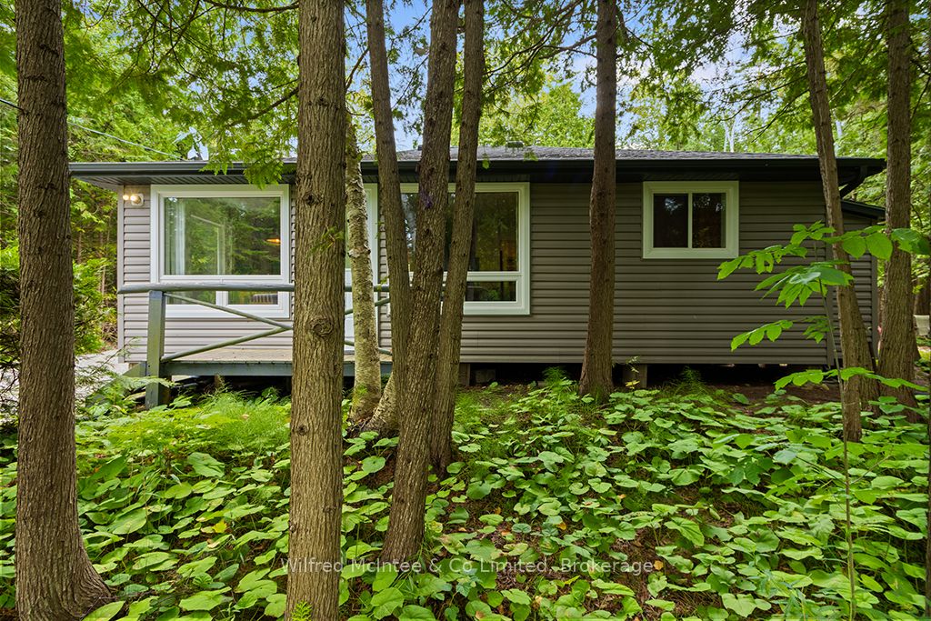 1489 2nd Avenue S Property Photo 3