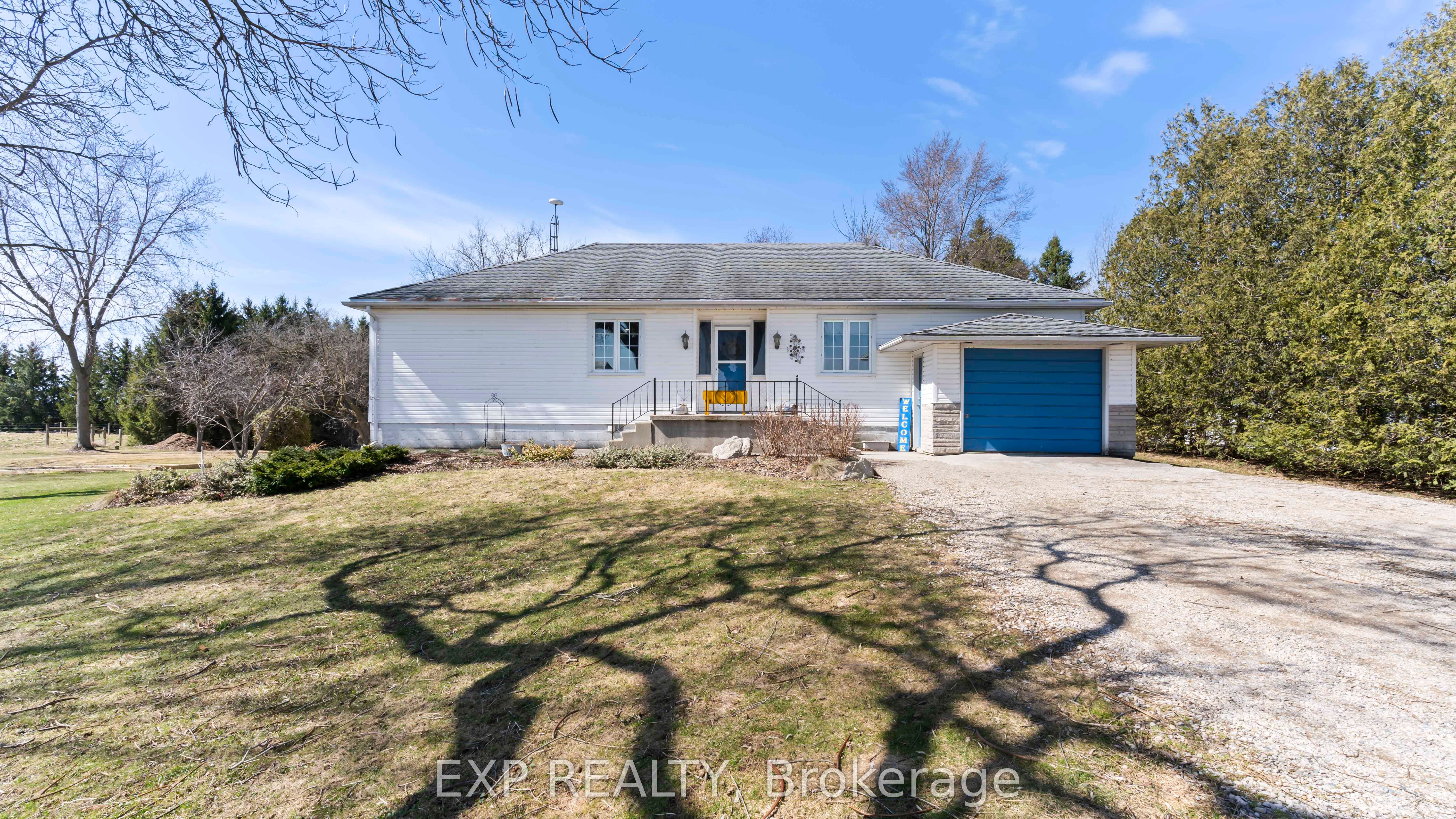 69889 Parr Line Property Photo 2