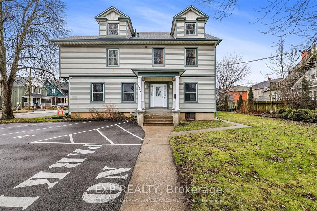 #5 - 122 Hellems Avenue Property Photo