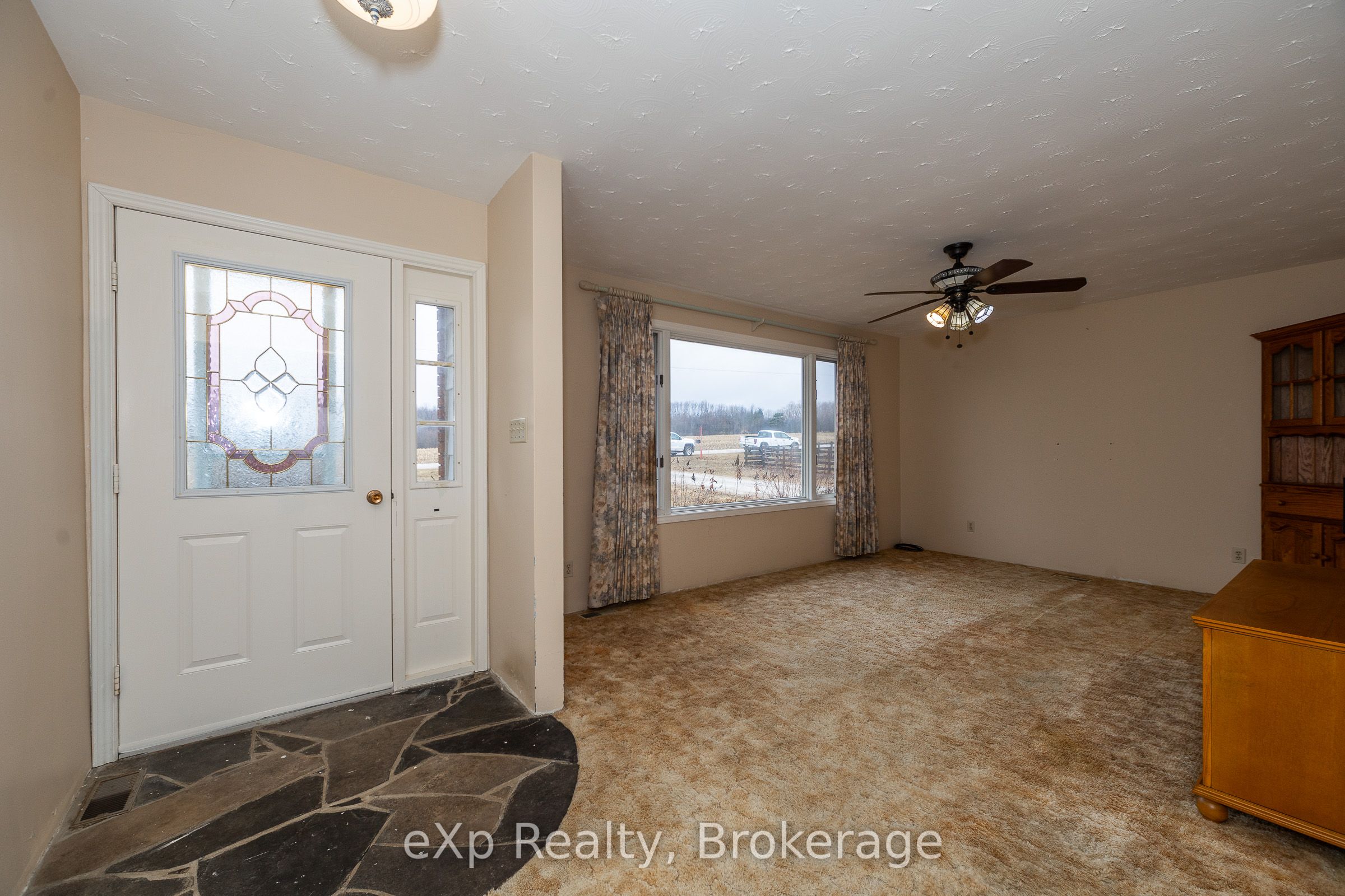439607 Sydenham-lakeshore Drive Property Photo 3