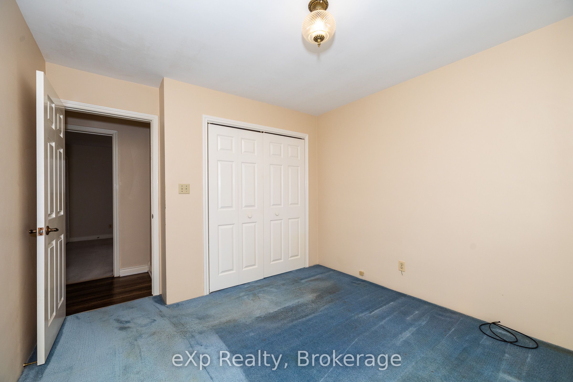 439607 Sydenham-lakeshore Drive Property Photo 15