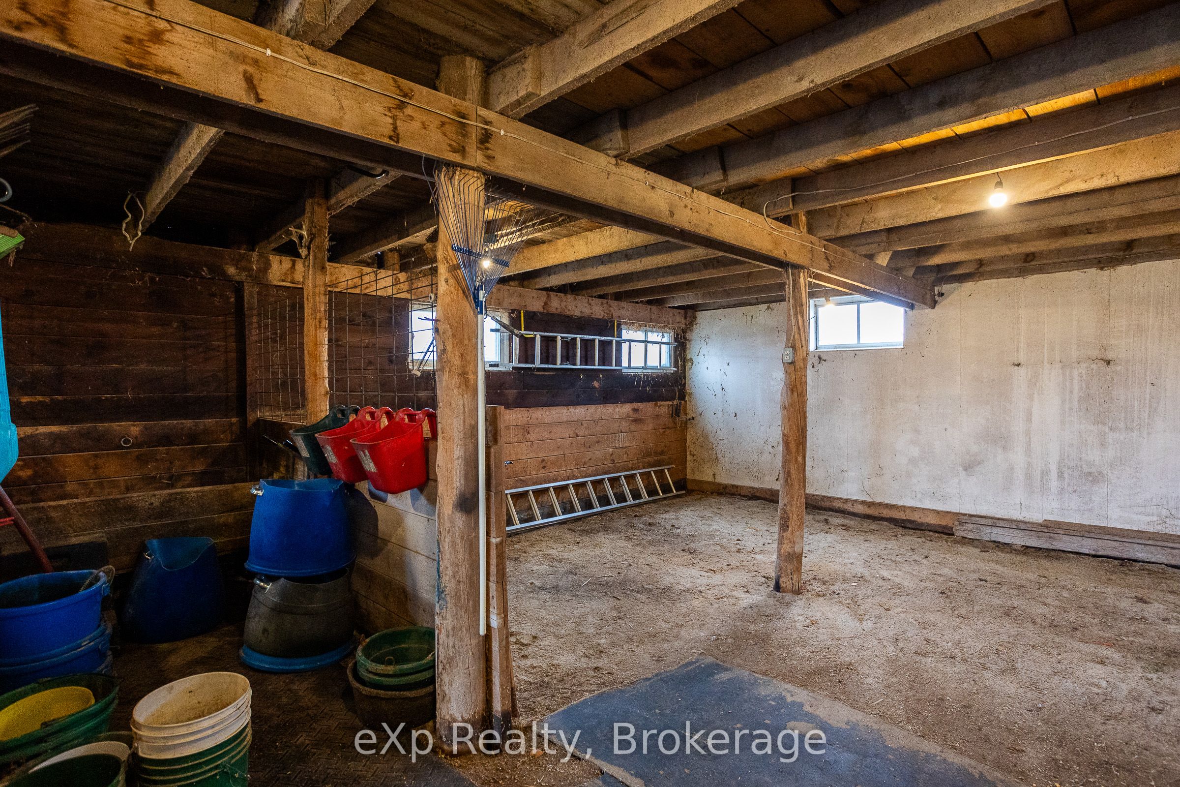 439607 Sydenham-lakeshore Drive Property Photo 34