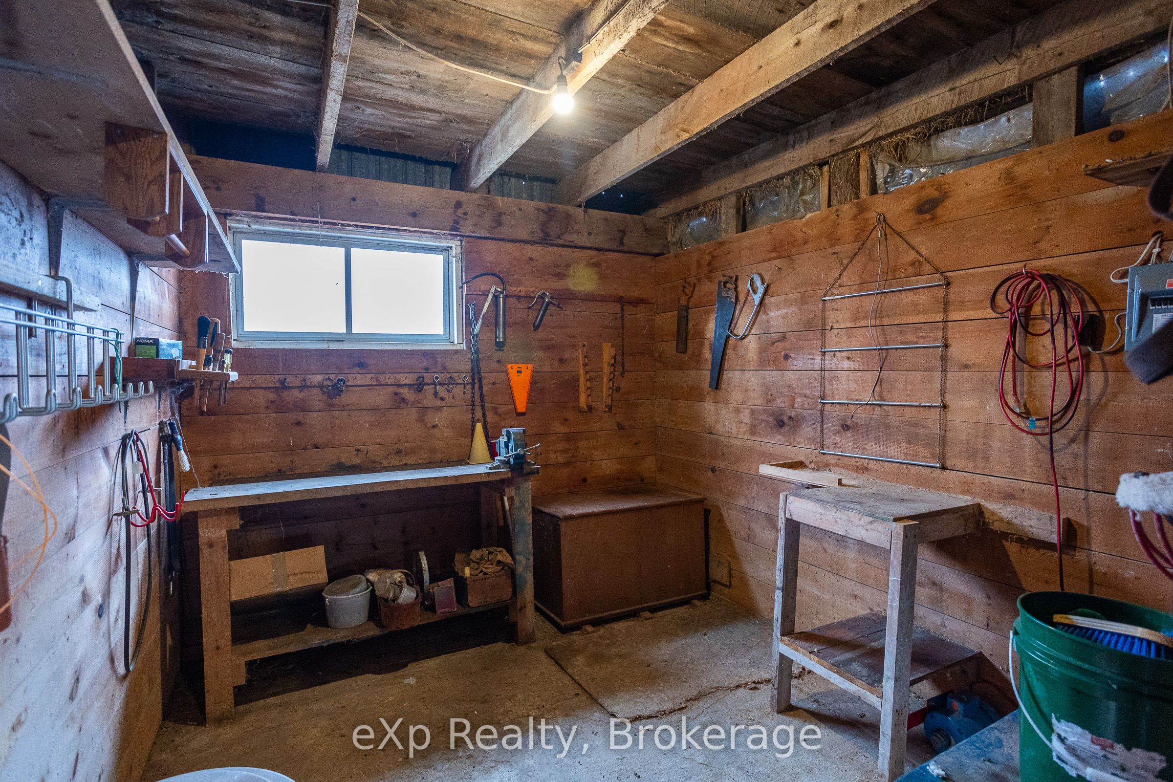 439607 Sydenham-lakeshore Drive Property Photo 36