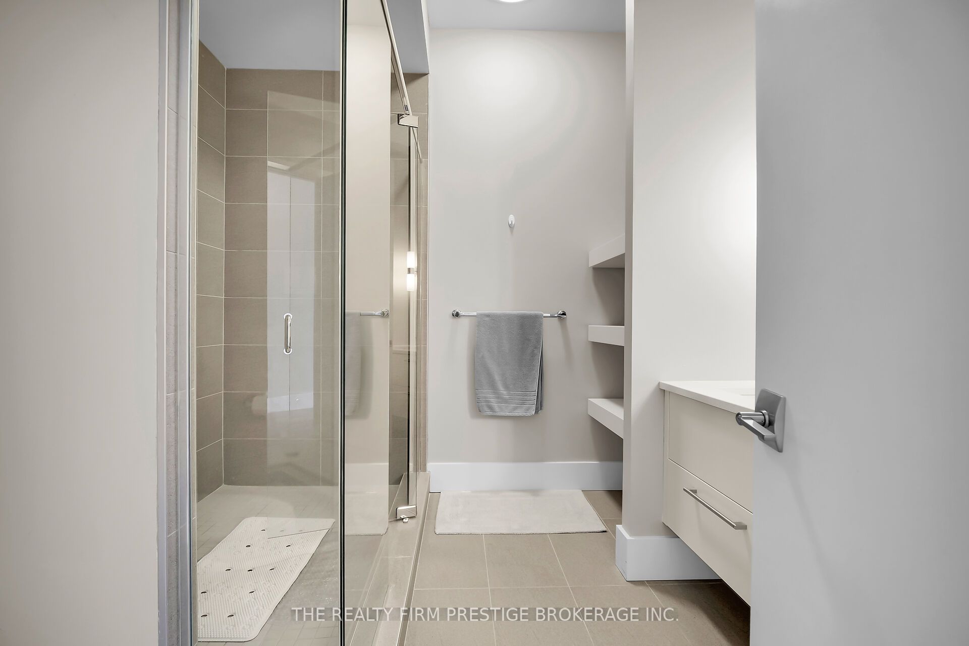 1705 Fiddlehead Place 201 Property Photo 16
