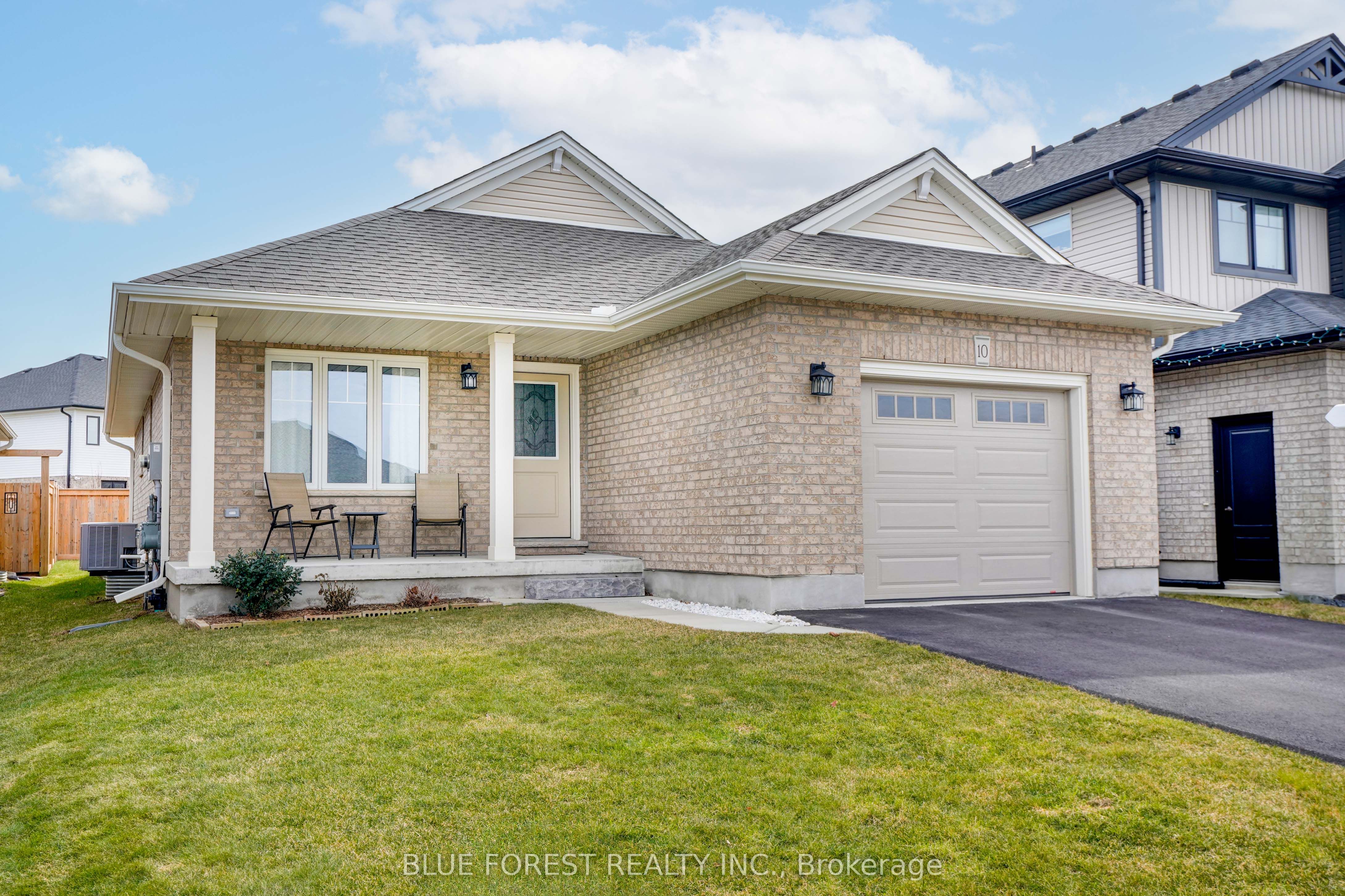 10 Auburn Drive Property Photo