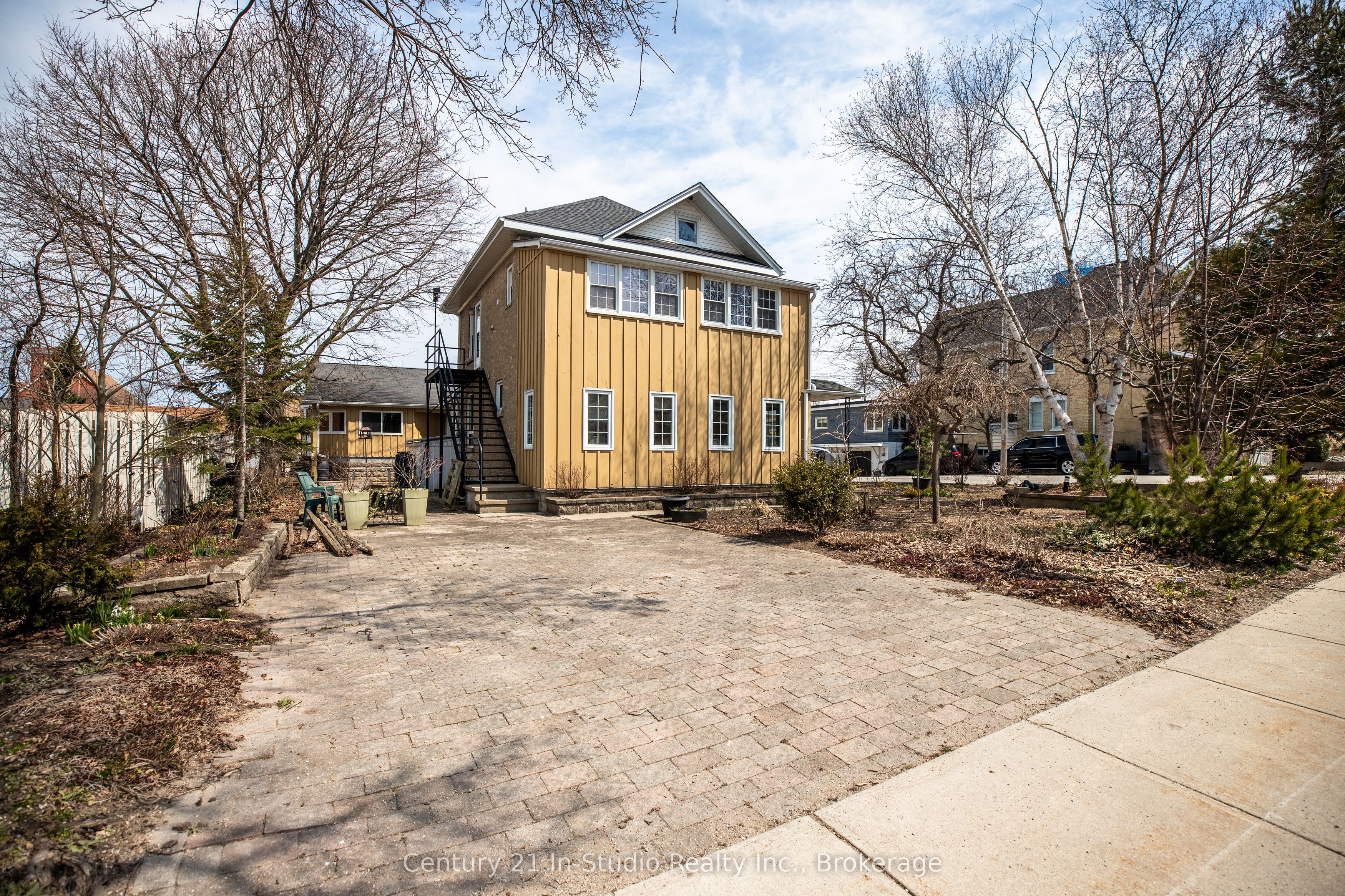 228 Palmerston Street Property Photo
