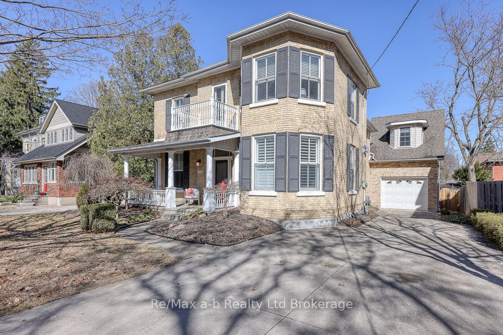 383 Ingersoll Avenue Property Photo 2