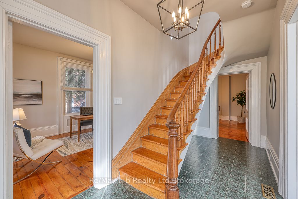 383 Ingersoll Avenue Property Photo 5