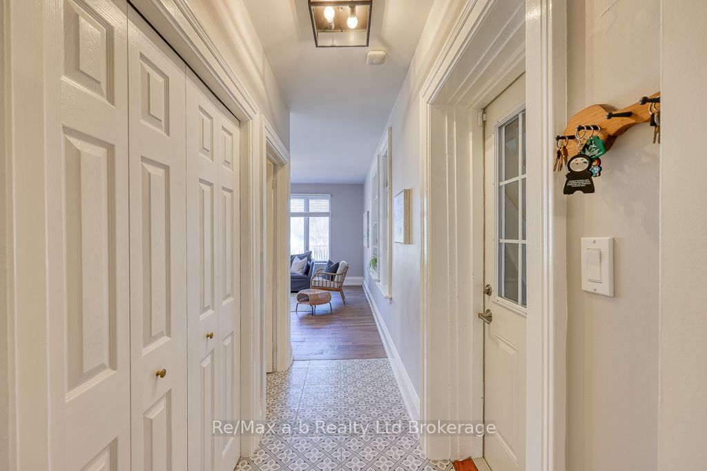 383 Ingersoll Avenue Property Photo 21