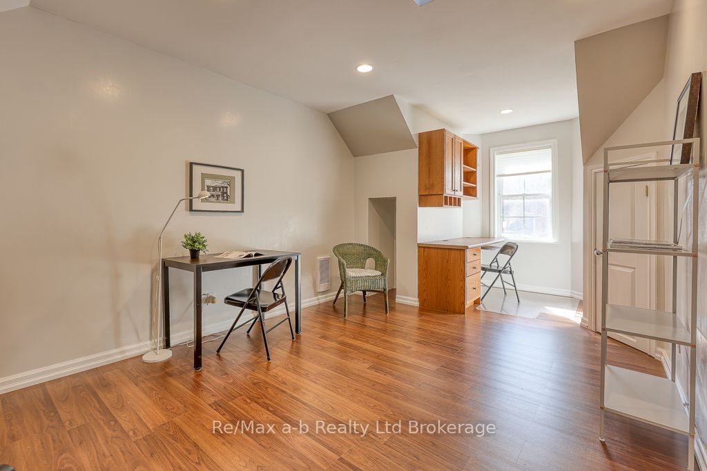 383 Ingersoll Avenue Property Photo 34