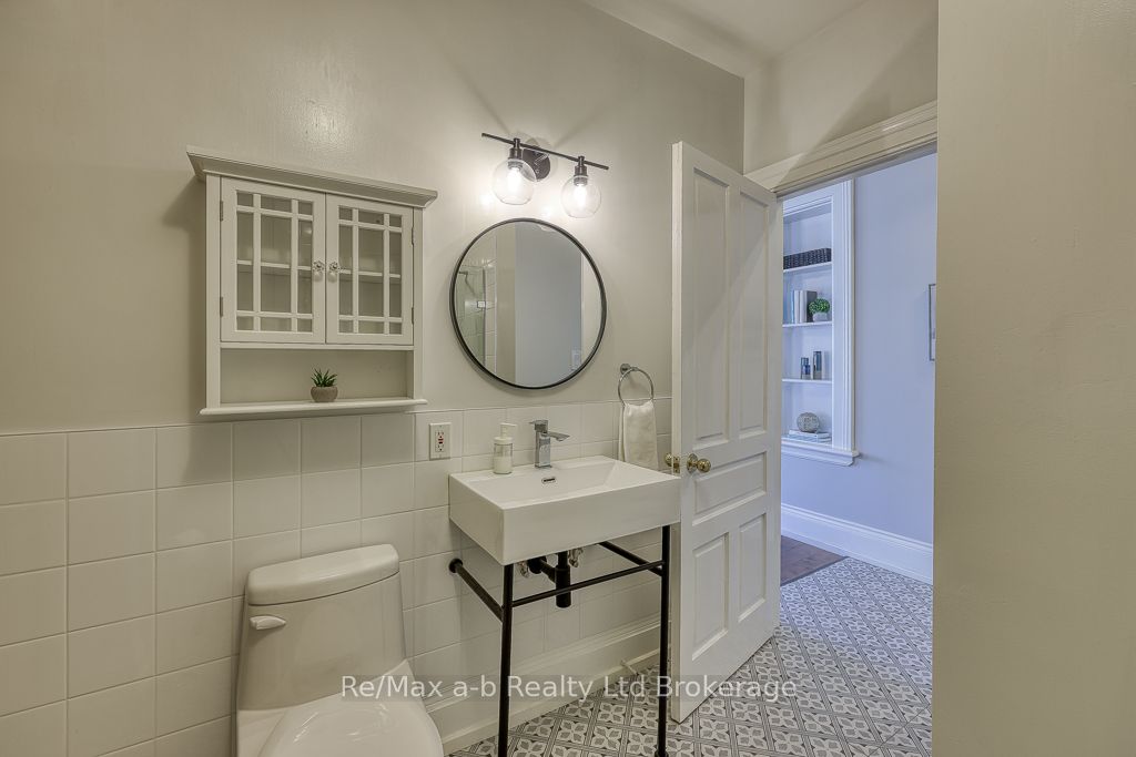 383 Ingersoll Avenue Property Photo 37
