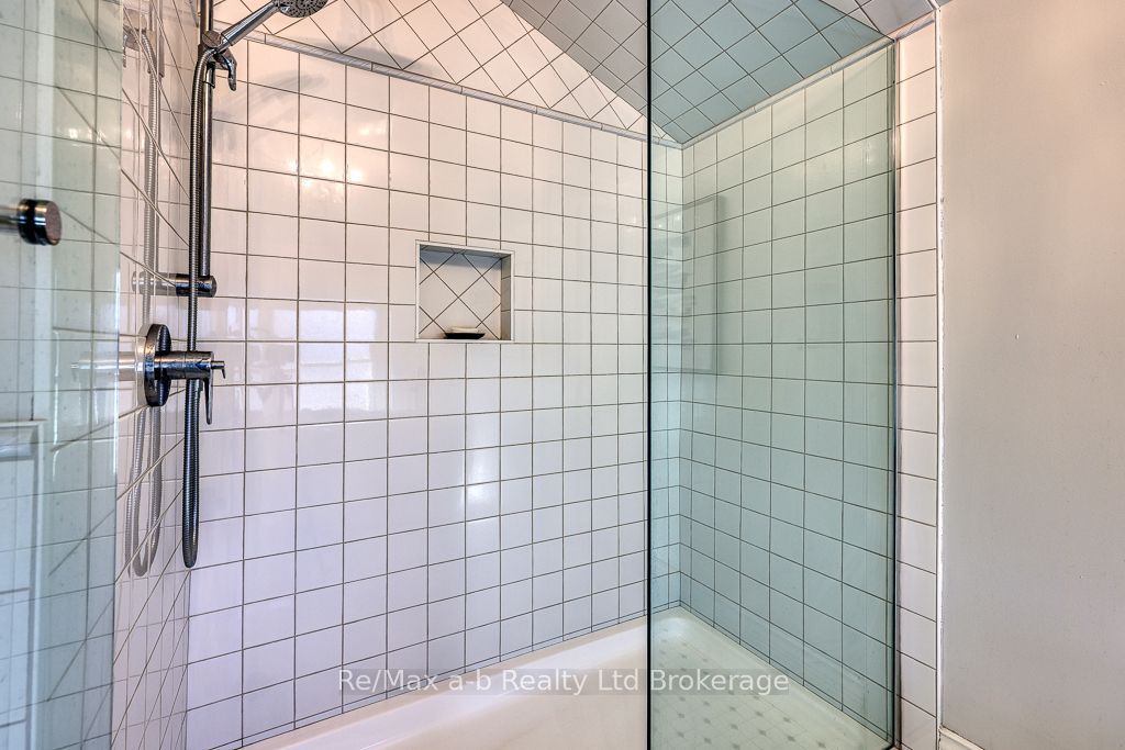 383 Ingersoll Avenue Property Photo 41