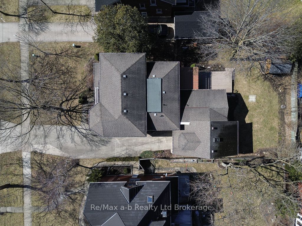 383 Ingersoll Avenue Property Photo 49
