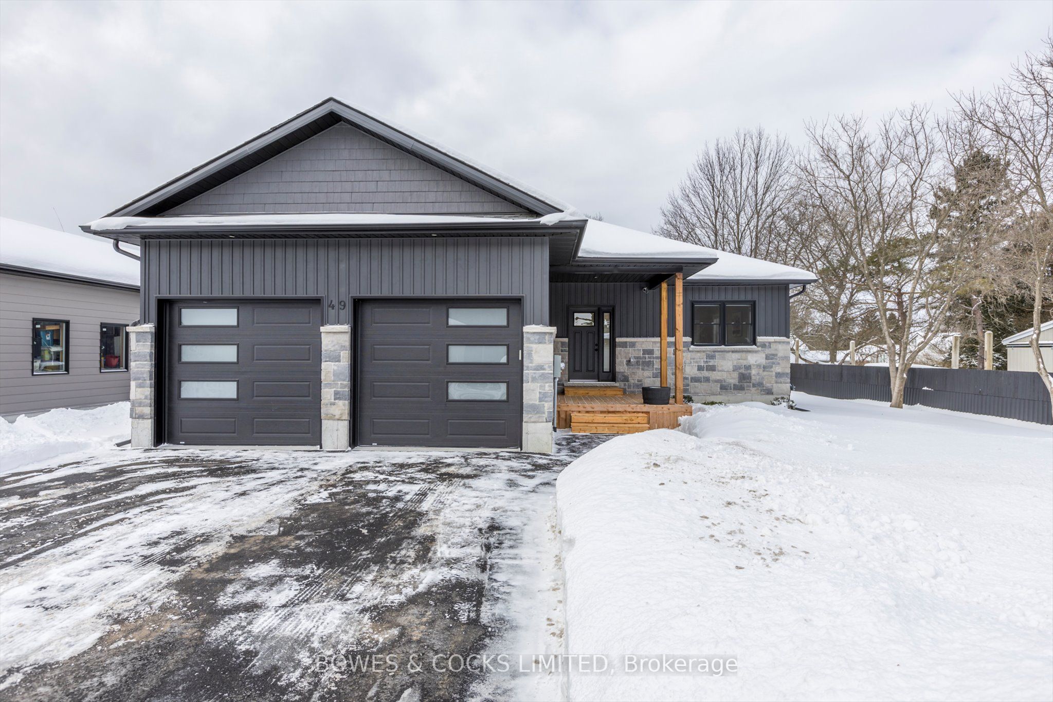 49 S Maloney St Property Photo