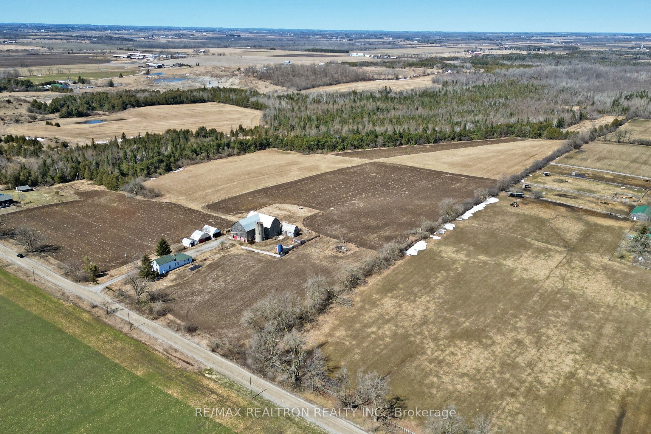 81 Fox Road Property Photo 4