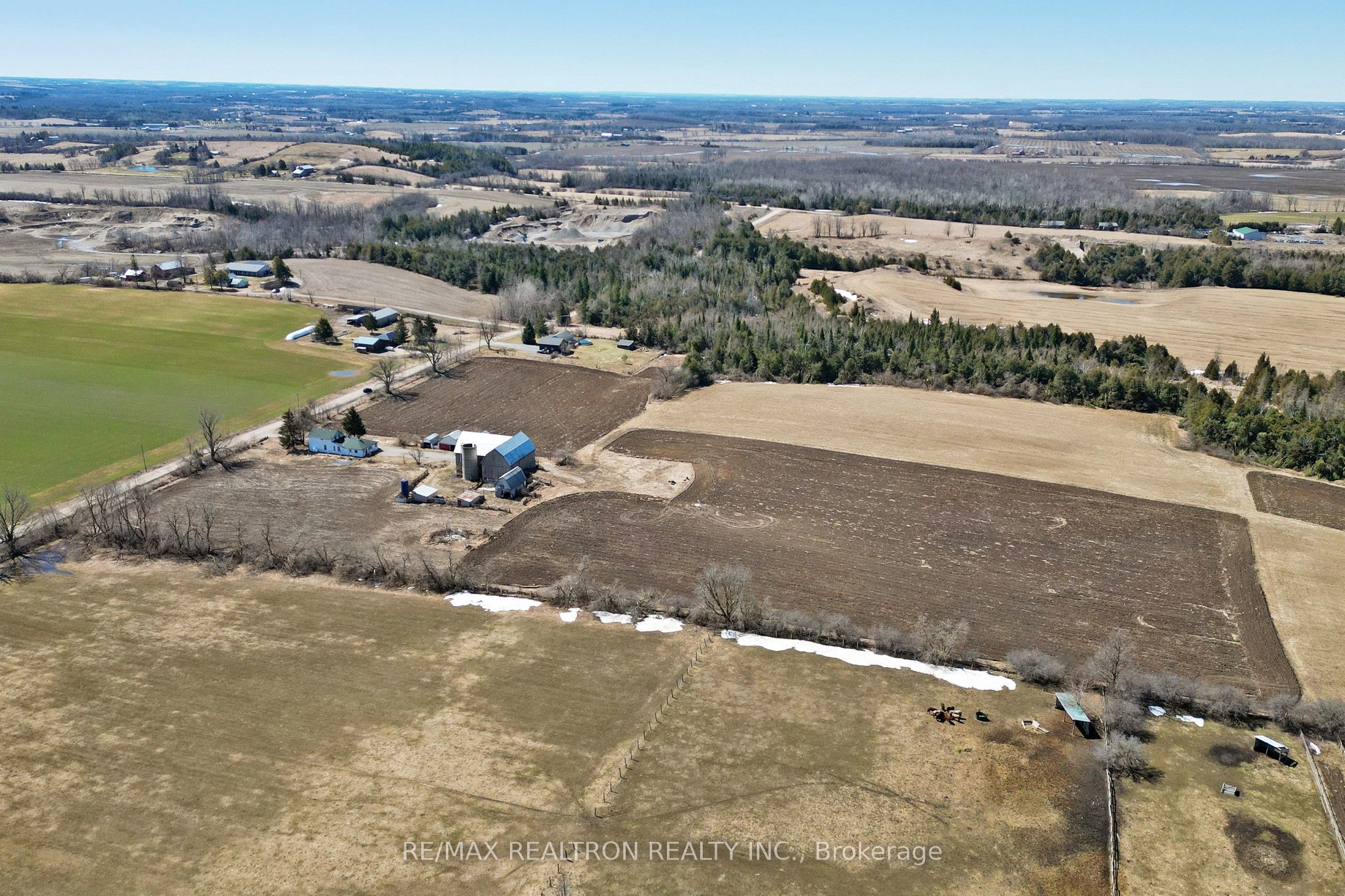 81 Fox Road Property Photo 6