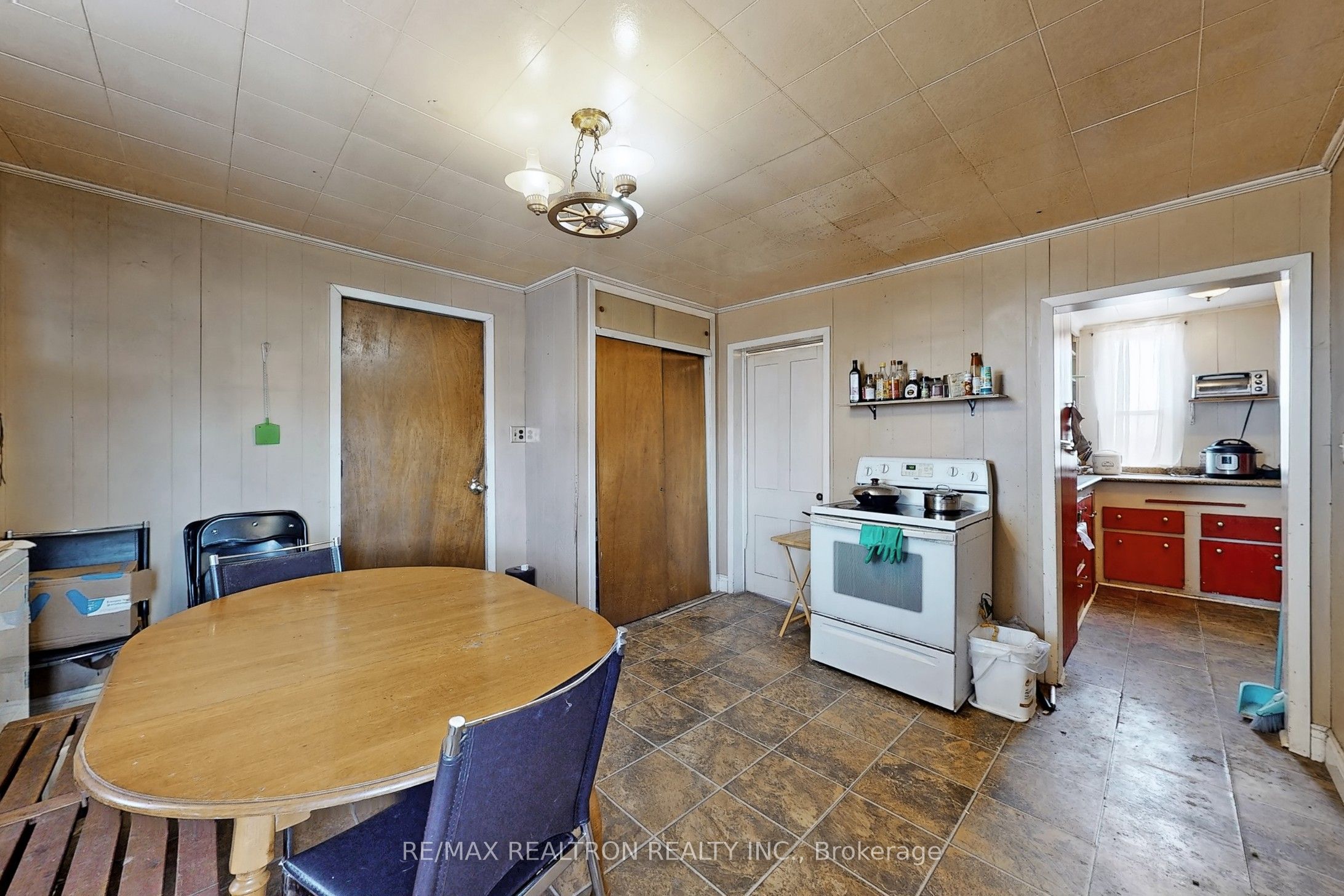81 Fox Road Property Photo 29