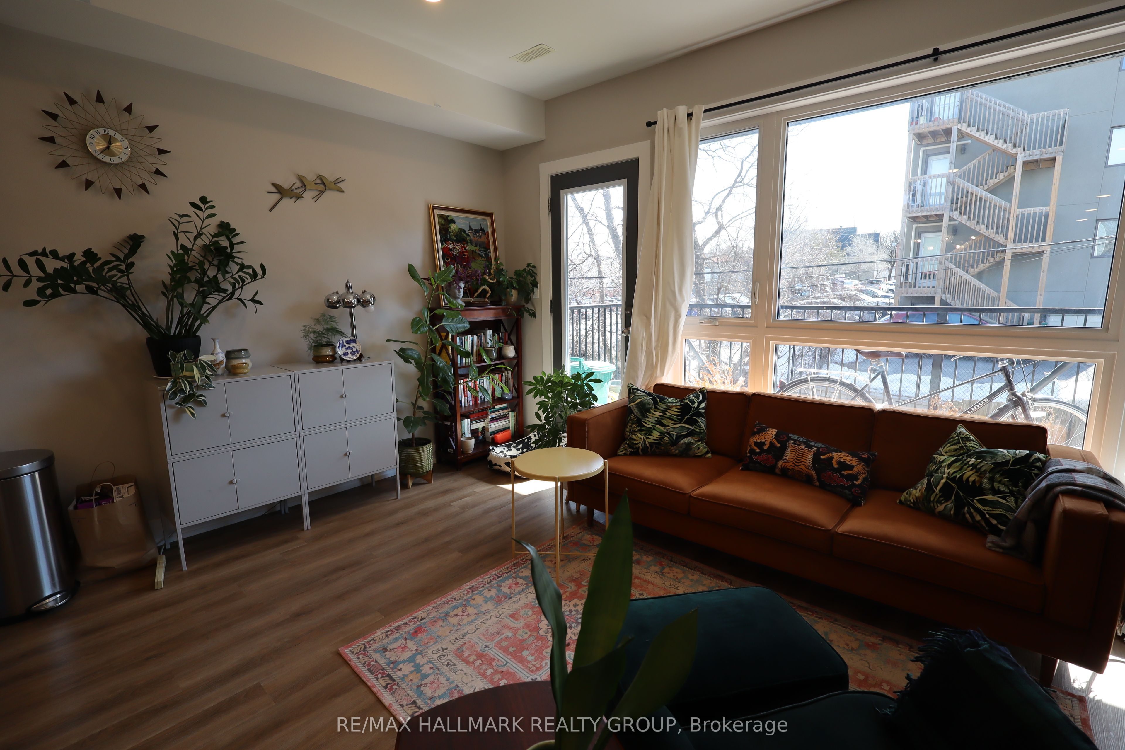 304 Elmgrove Avenue 2 Property Photo 5
