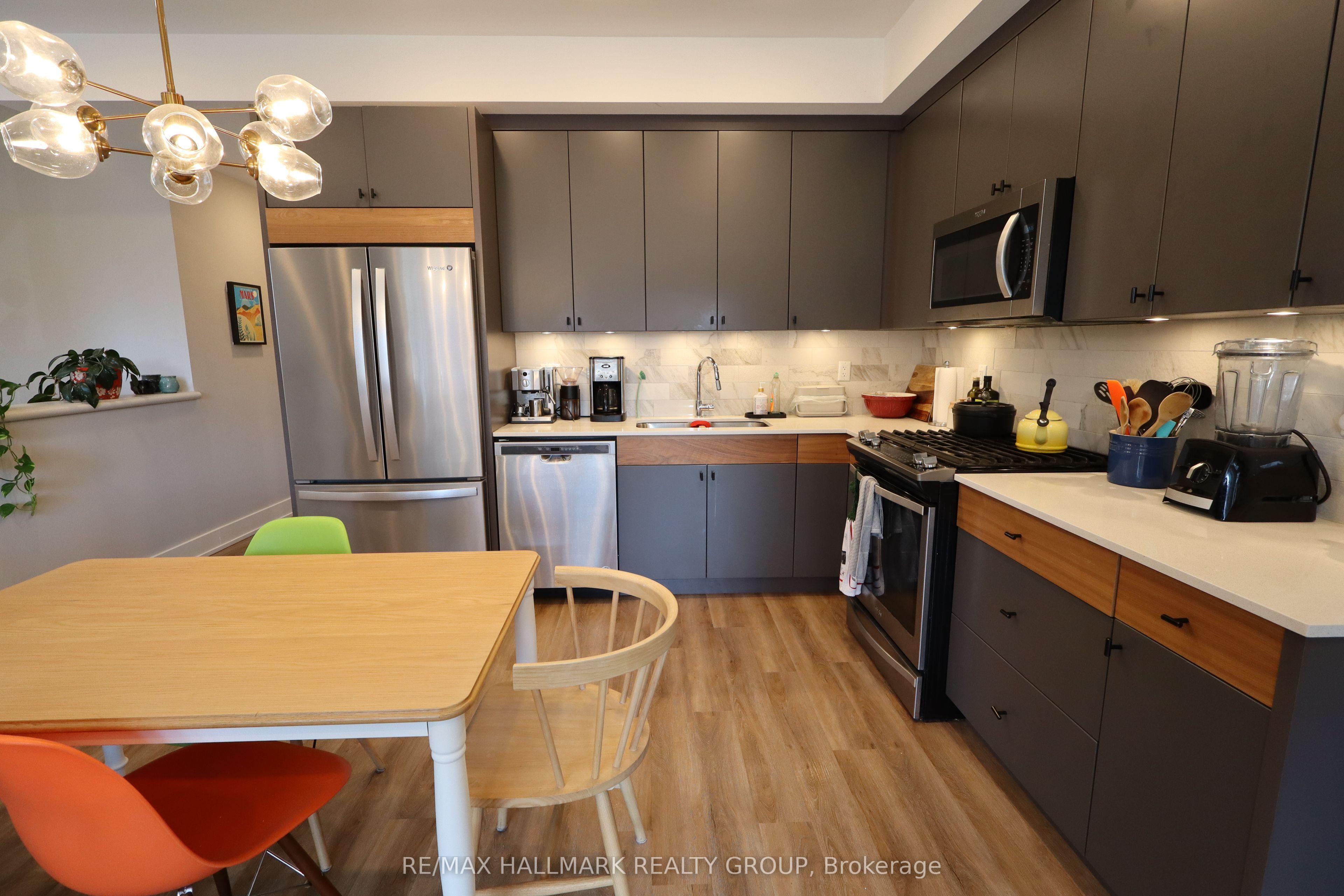 304 Elmgrove Avenue 2 Property Photo 7