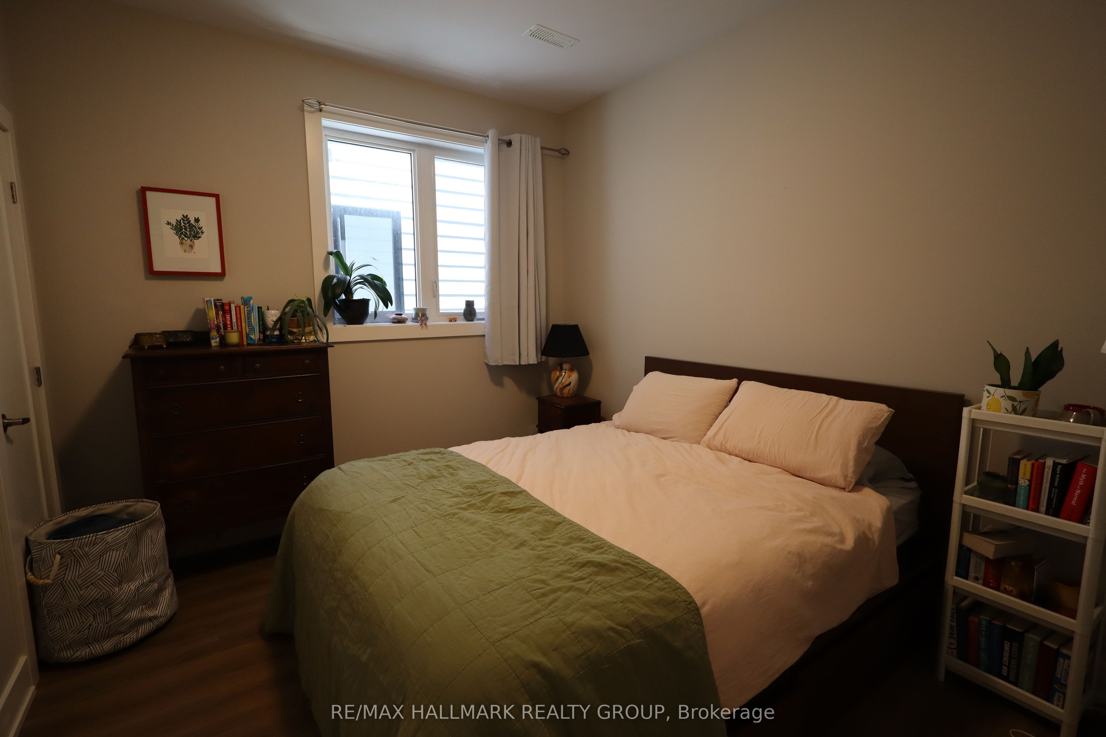304 Elmgrove Avenue 2 Property Photo 12