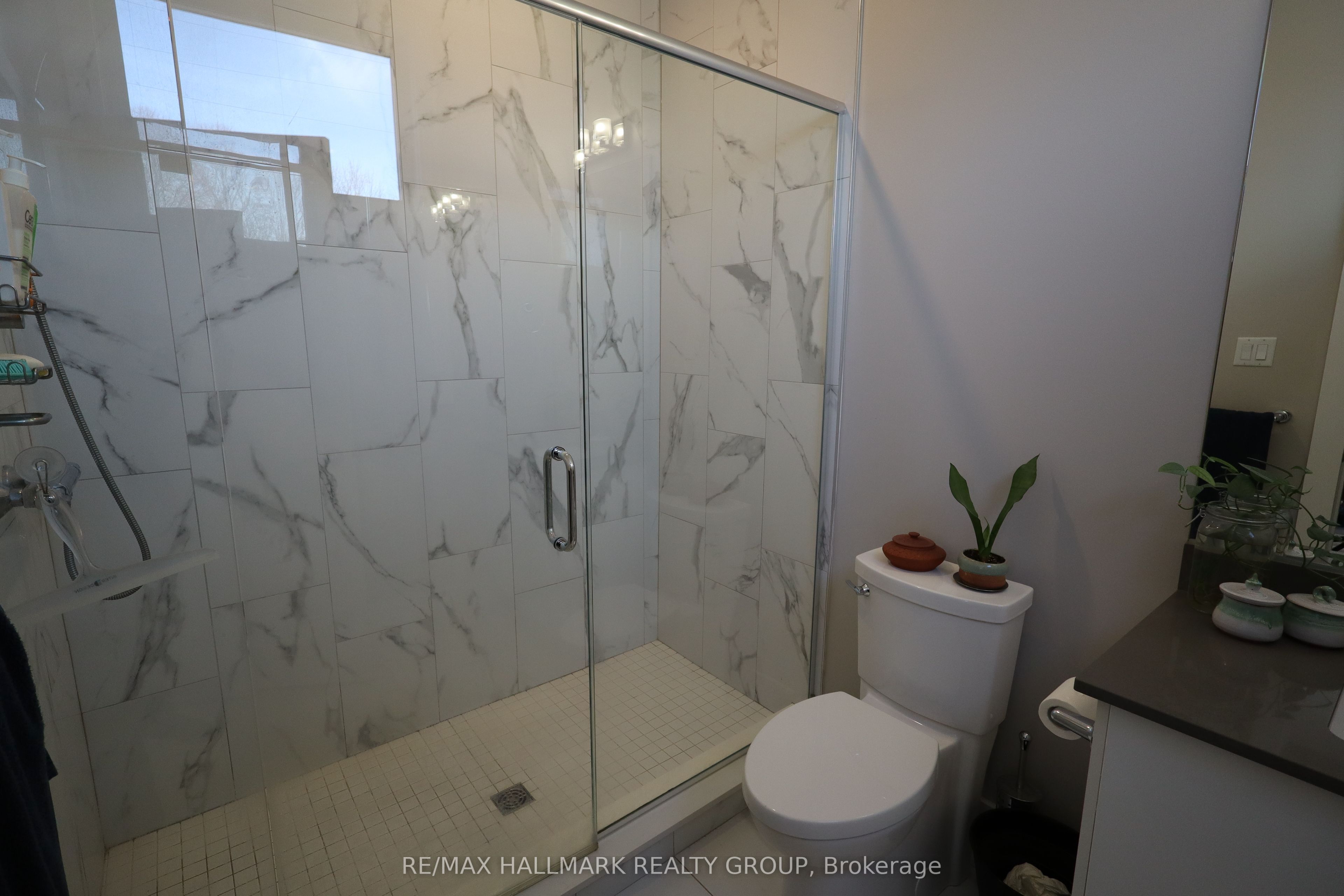 304 Elmgrove Avenue 2 Property Photo 15