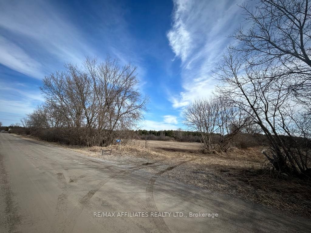 438 Pioneer Road Property Photo