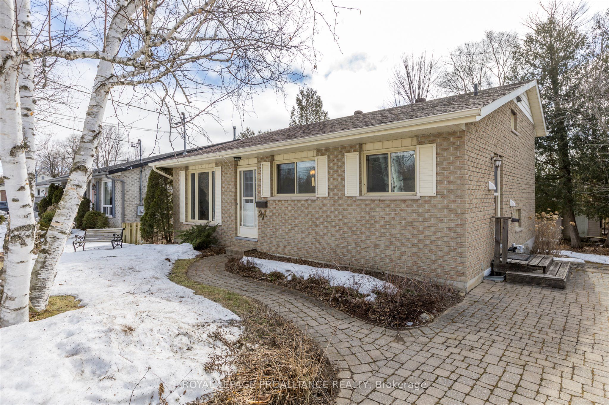 271 Woodland Drive Property Photo