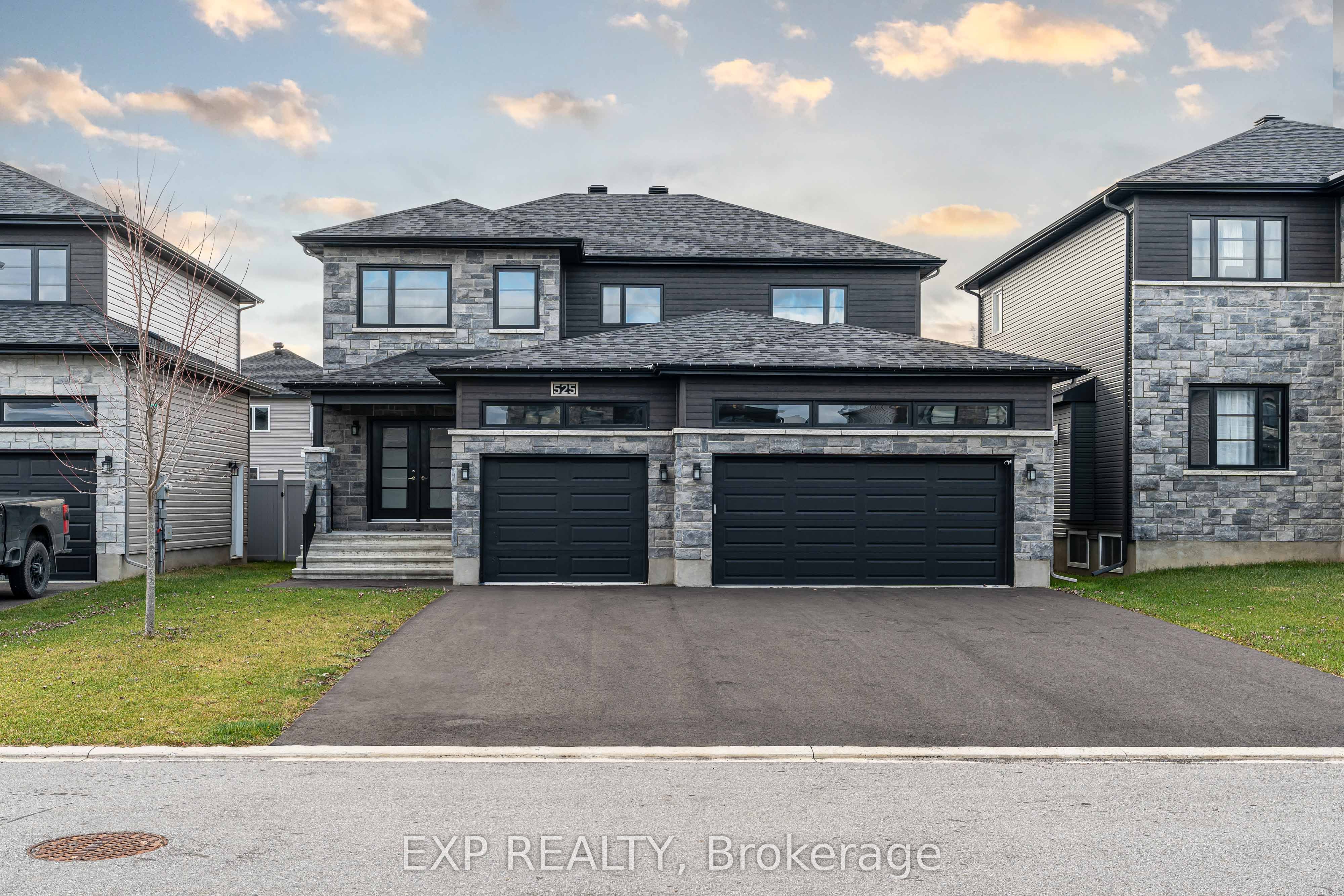 525 Lucent Street Property Photo