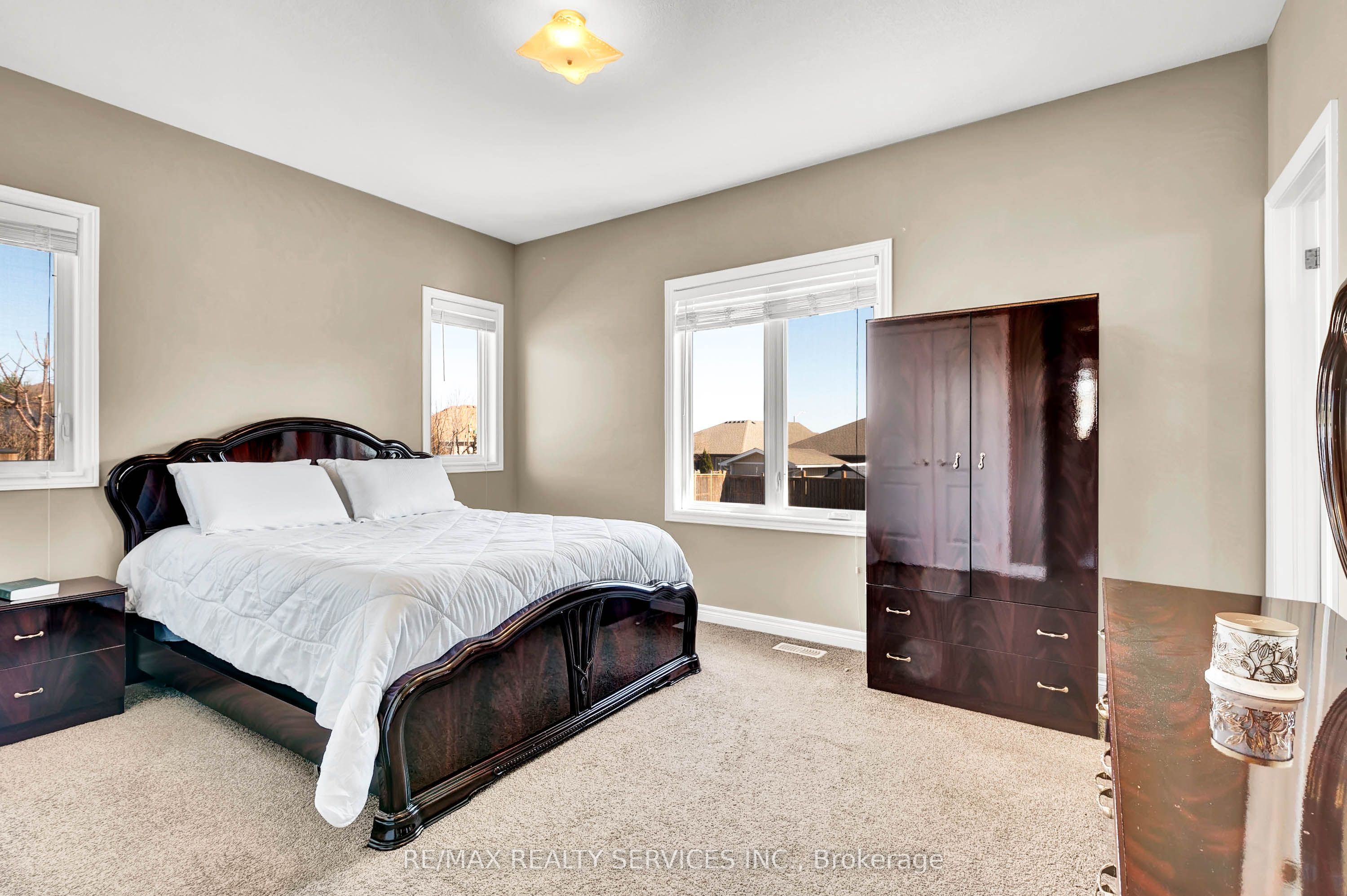 7 Cavendish Court Property Photo 15