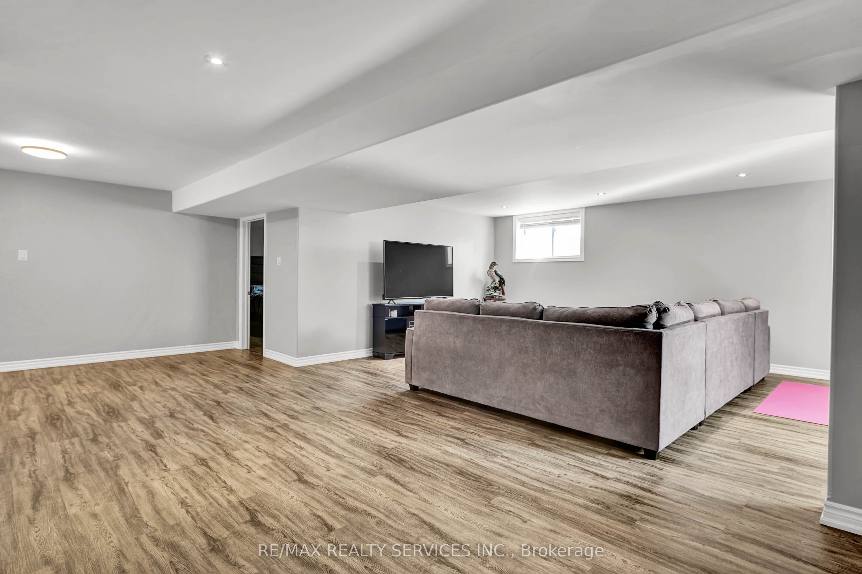 7 Cavendish Court Property Photo 24