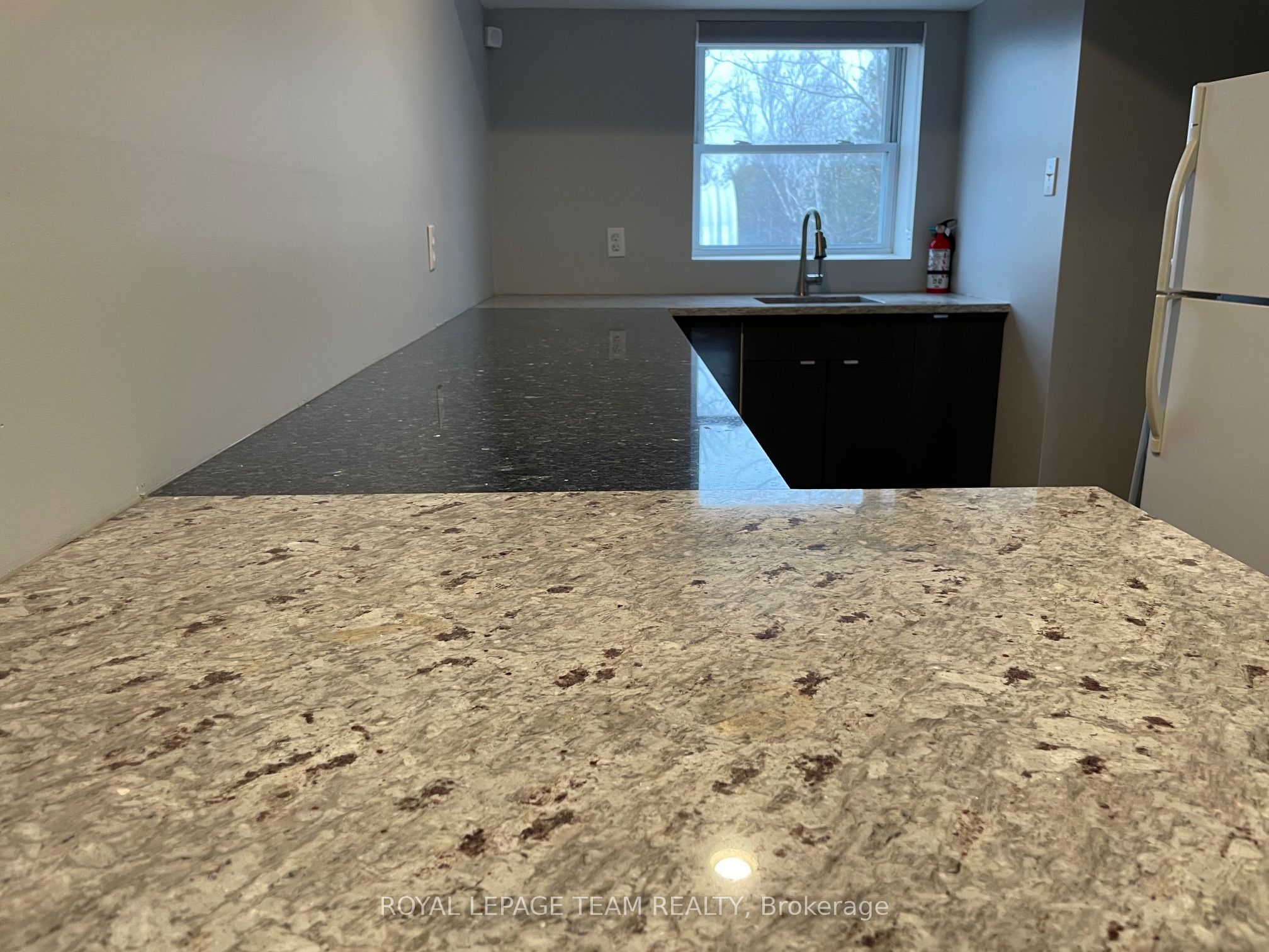 #18 - 2759 Fenton Road Property Photo 9