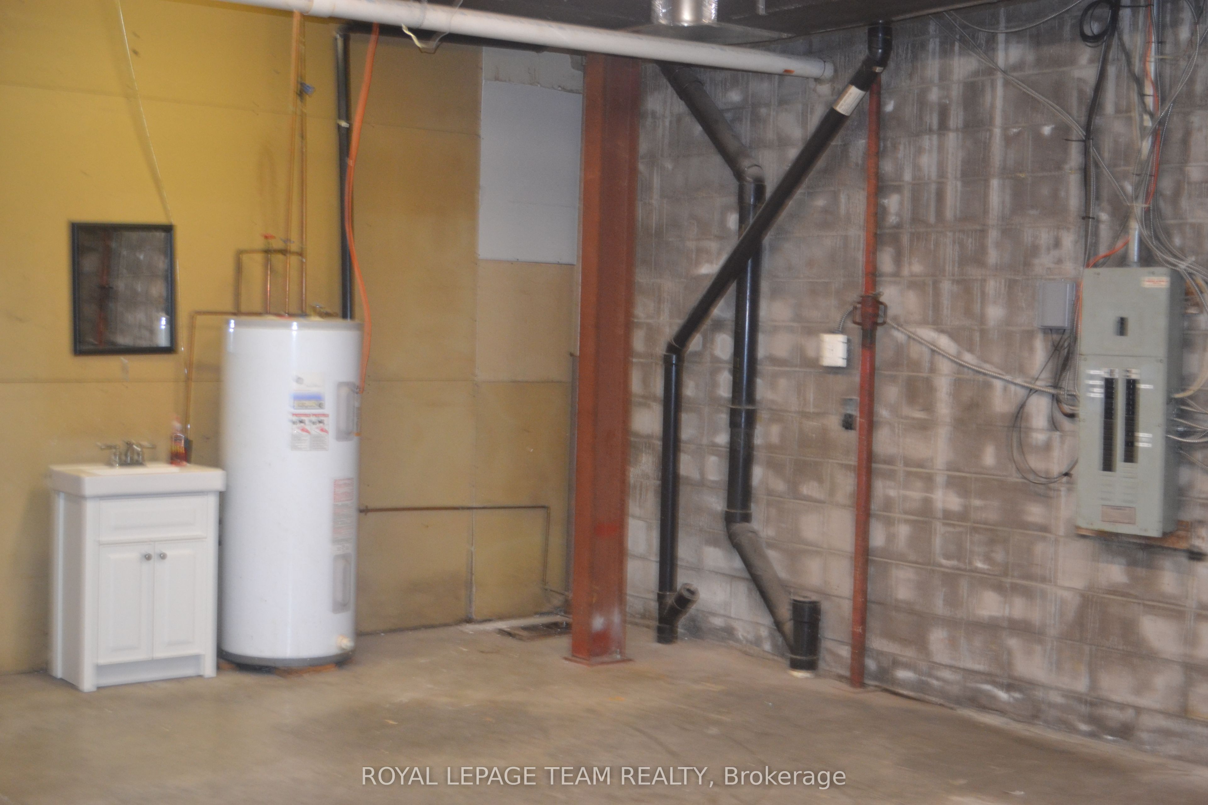 #18 - 2759 Fenton Road Property Photo 17