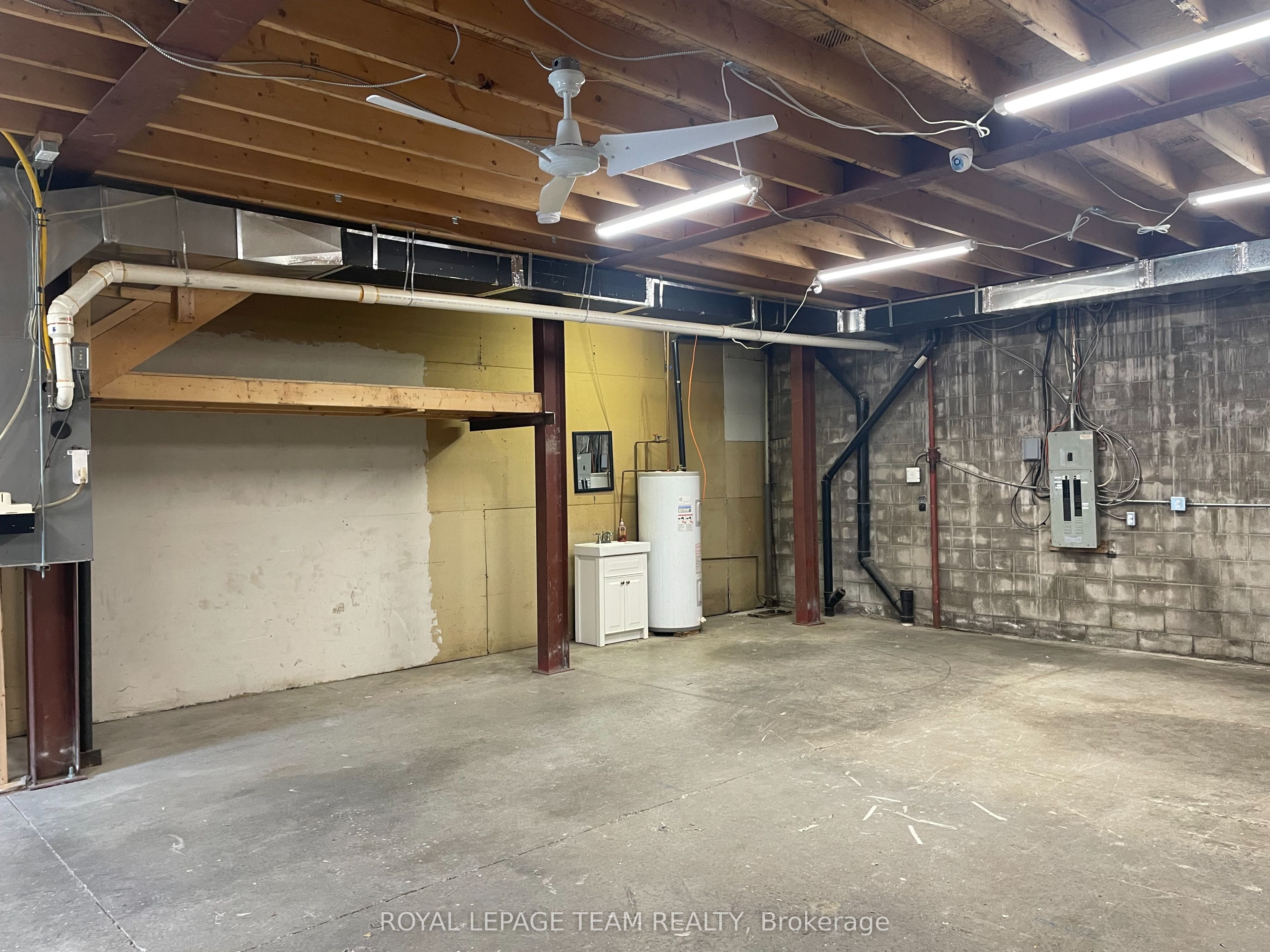 #18 - 2759 Fenton Road Property Photo 21