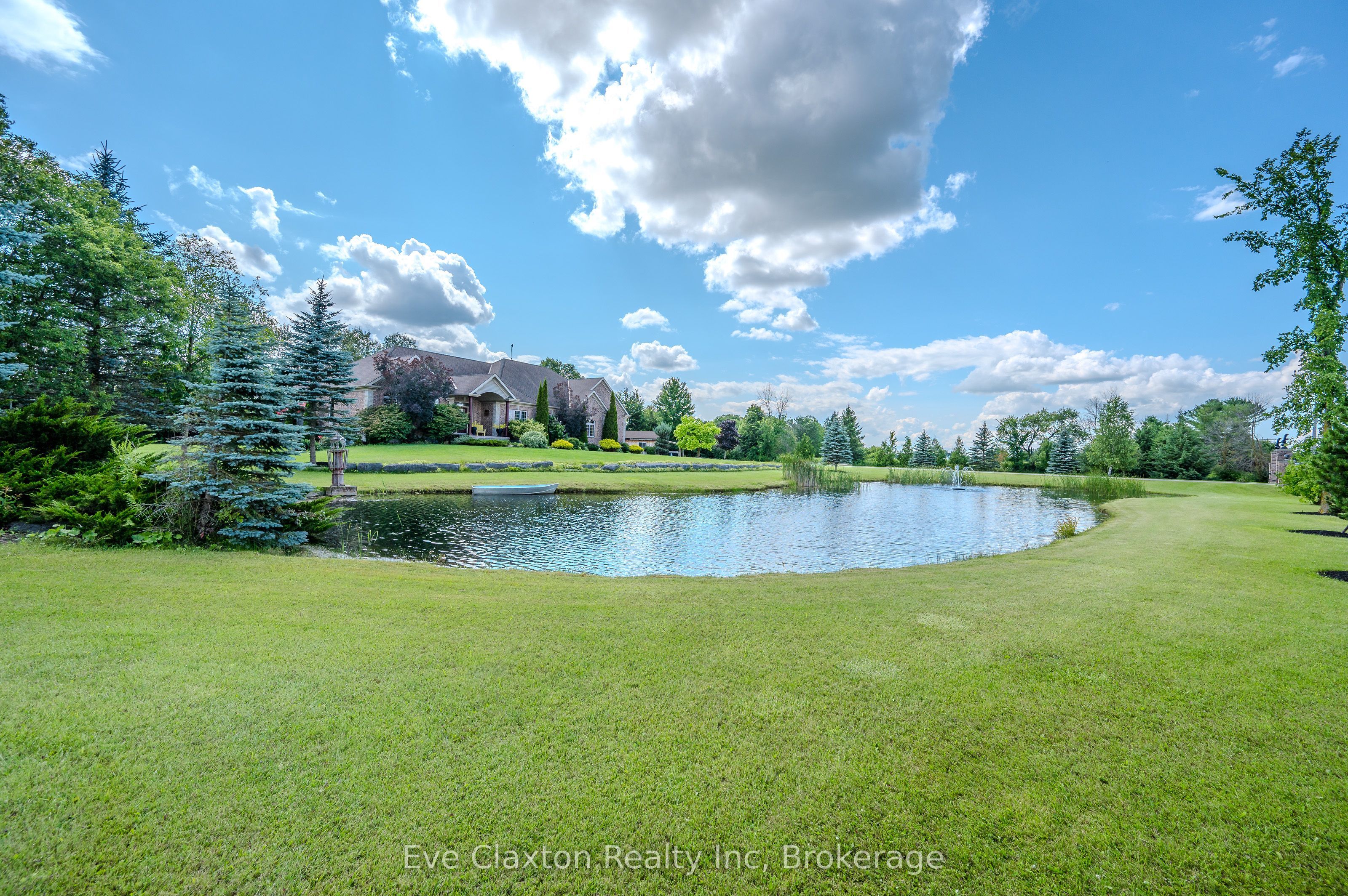 5946 86 Line Property Photo 1