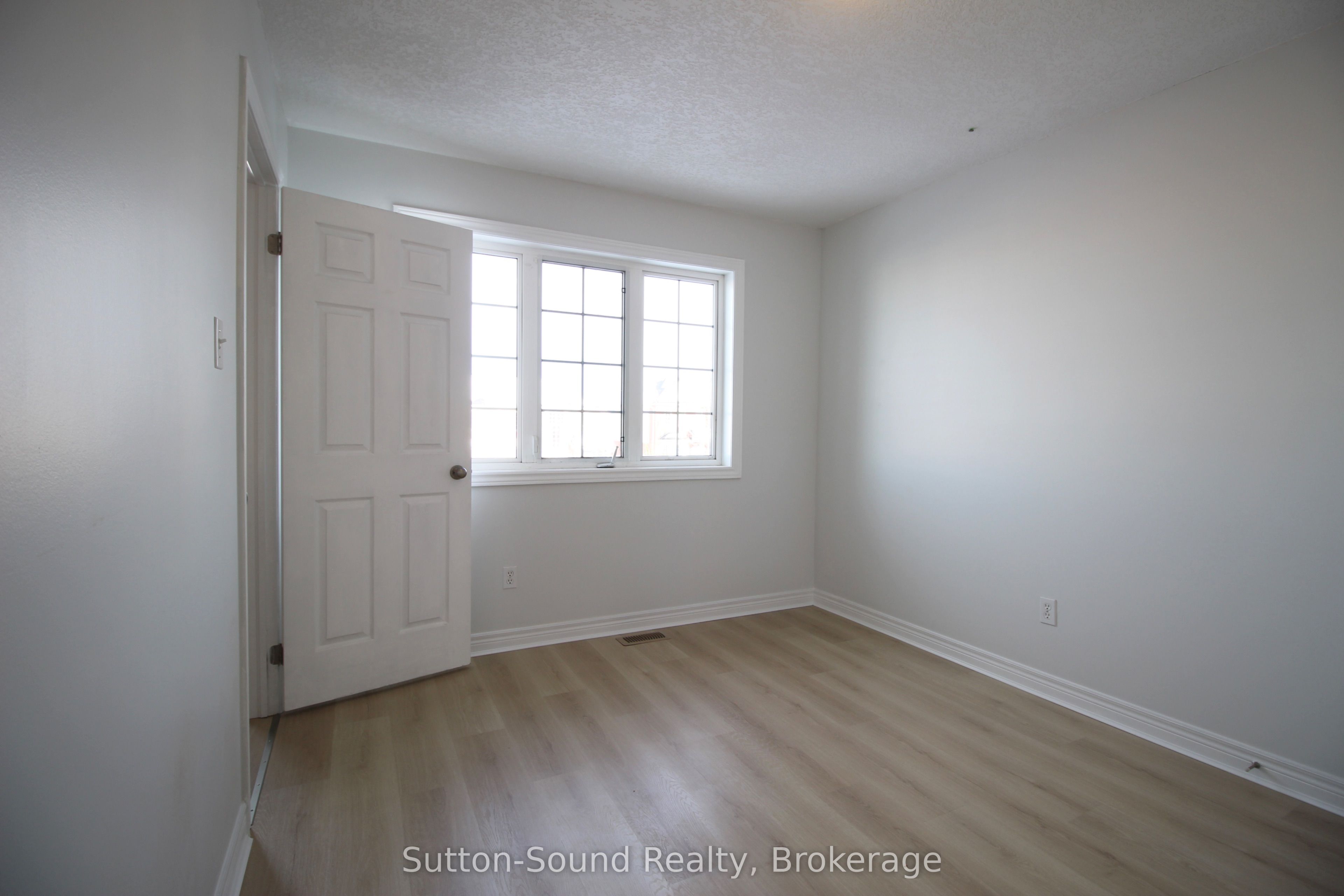1392 14th Avenue Property Photo 15
