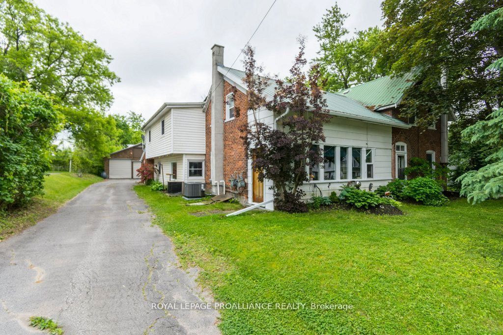 233 Mill St Property Photo