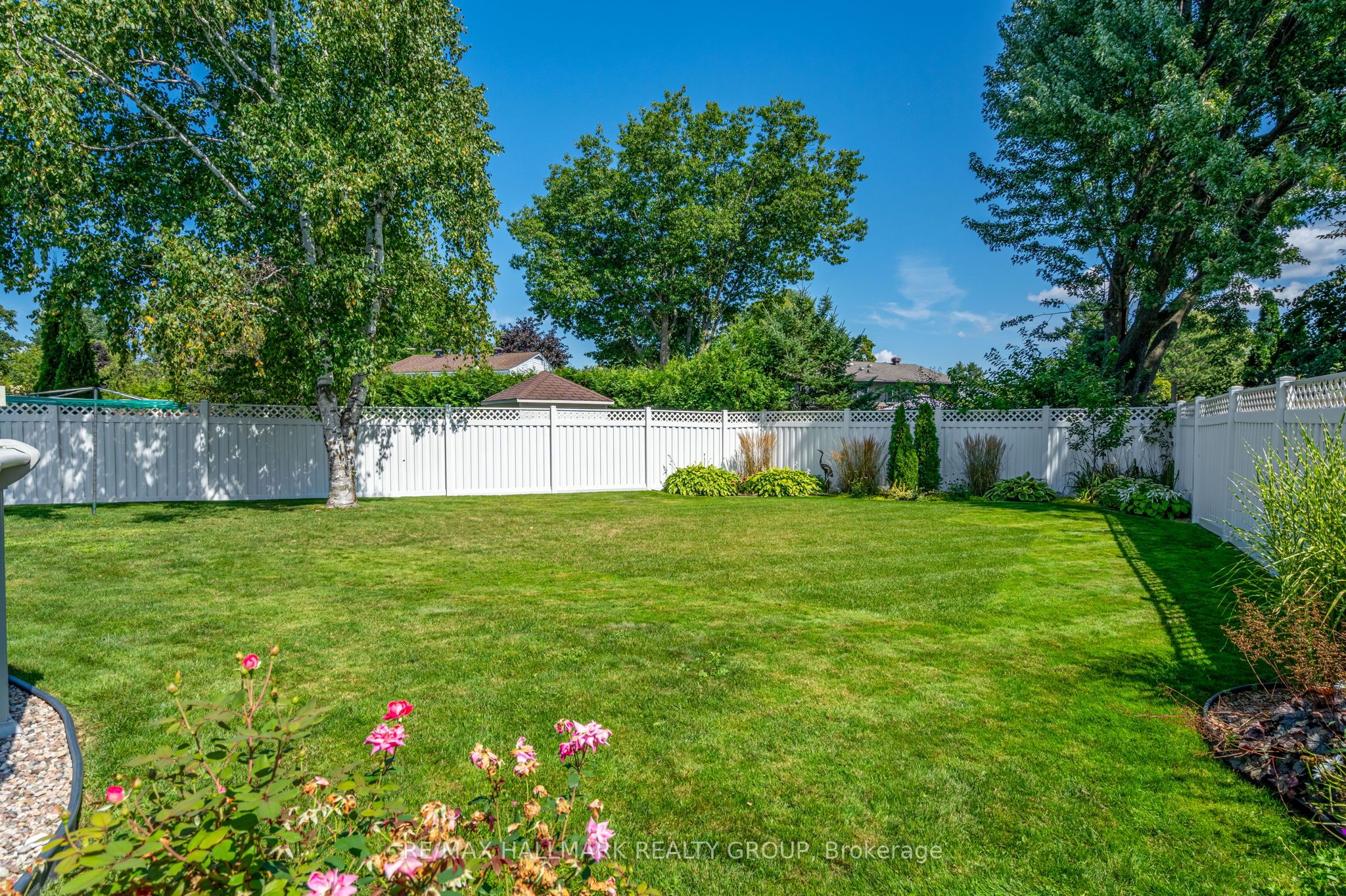 2140 Blue Jay Crescent Property Photo 35