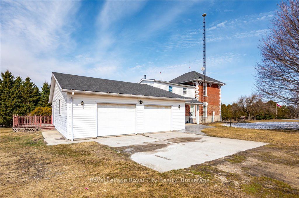 8510 Highway 6 N/a Property Photo 10