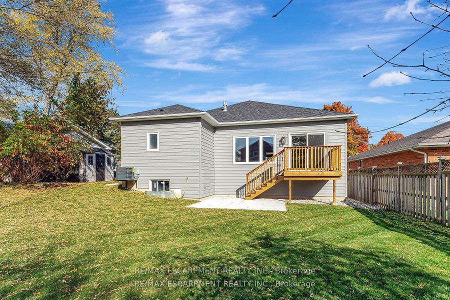 605 St. Andrew Street Property Photo 26