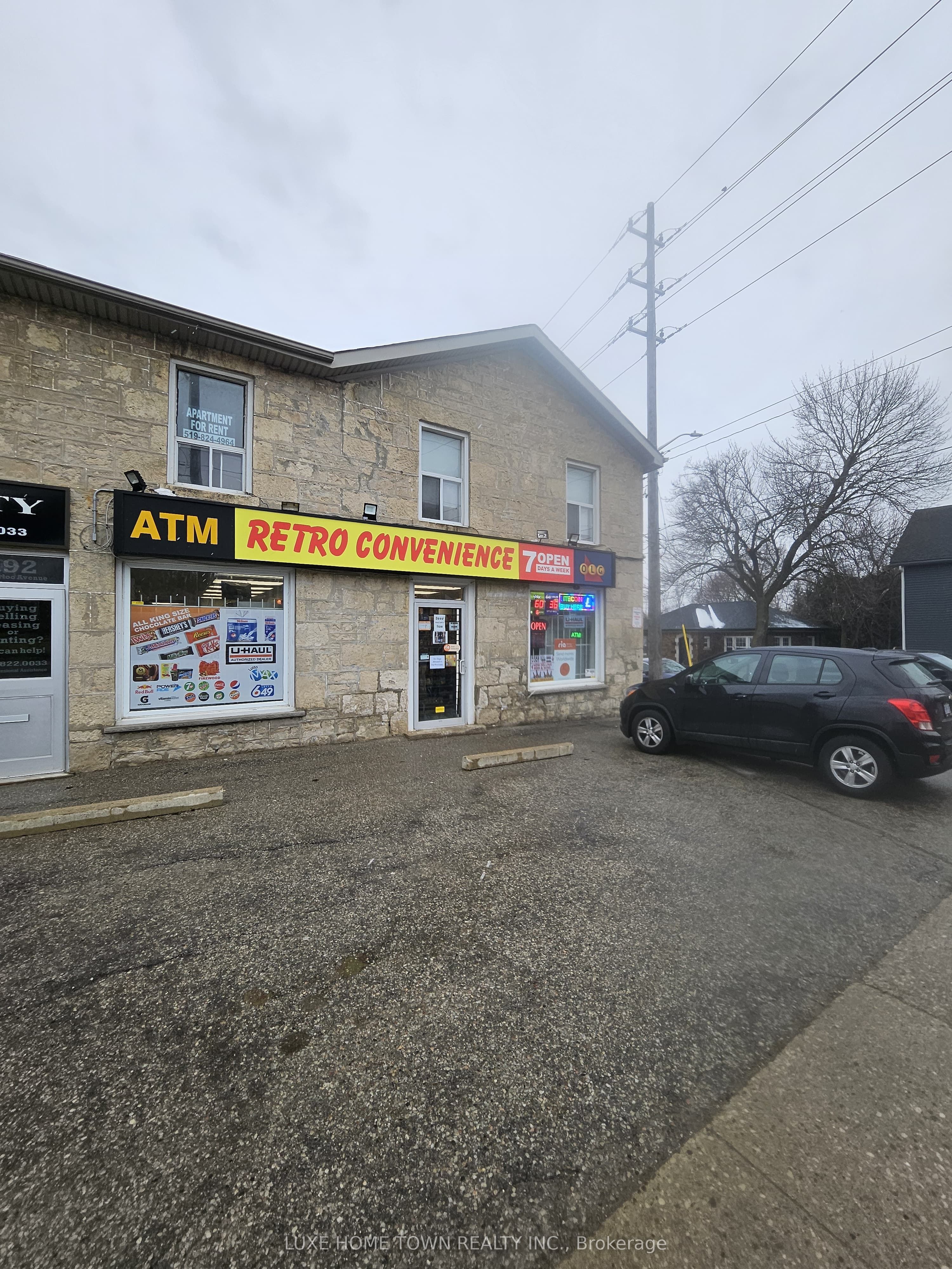 196 Waterloo Avenue Property Photo 1