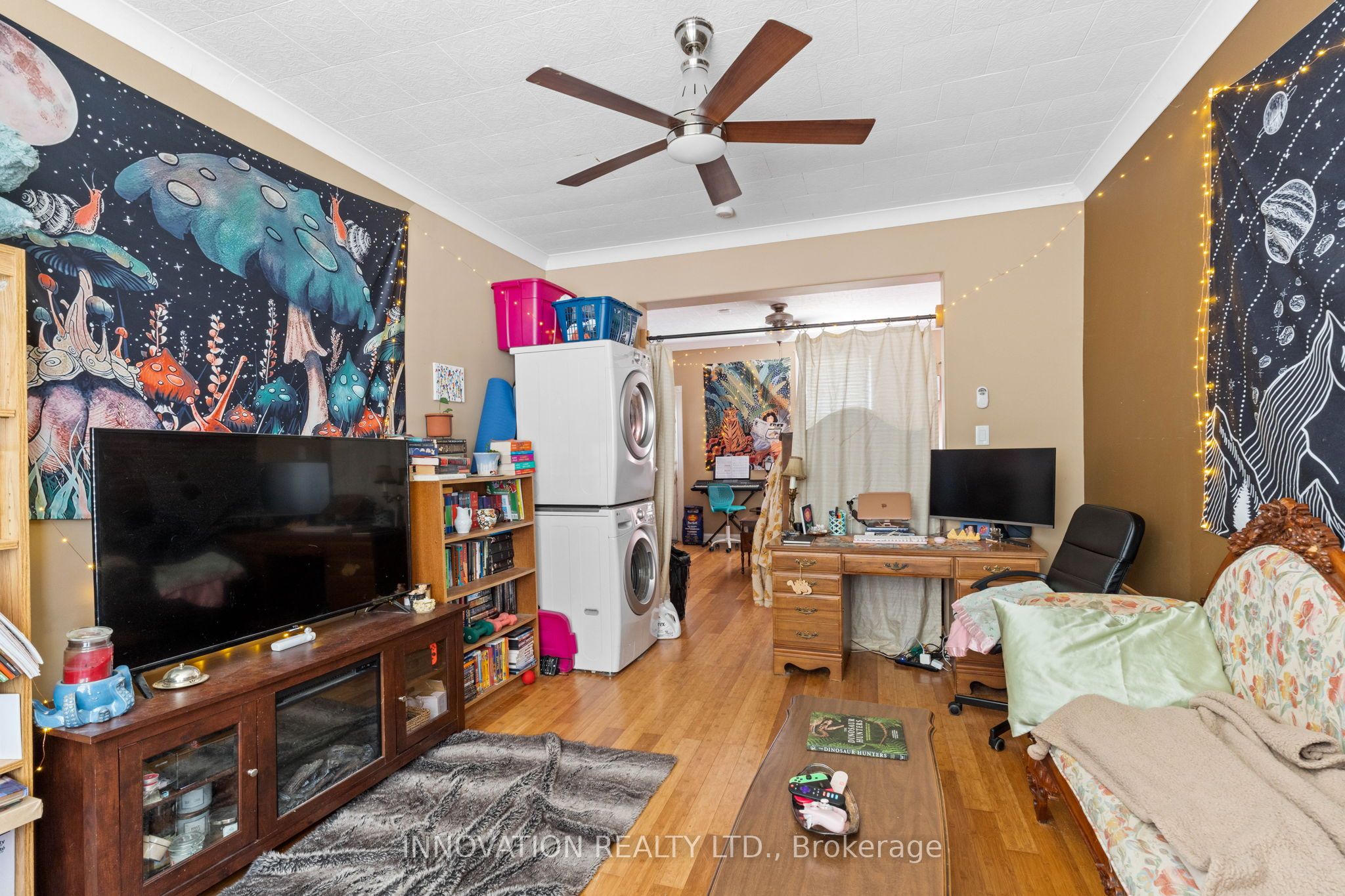 55 Lake Avenue E Property Photo 16